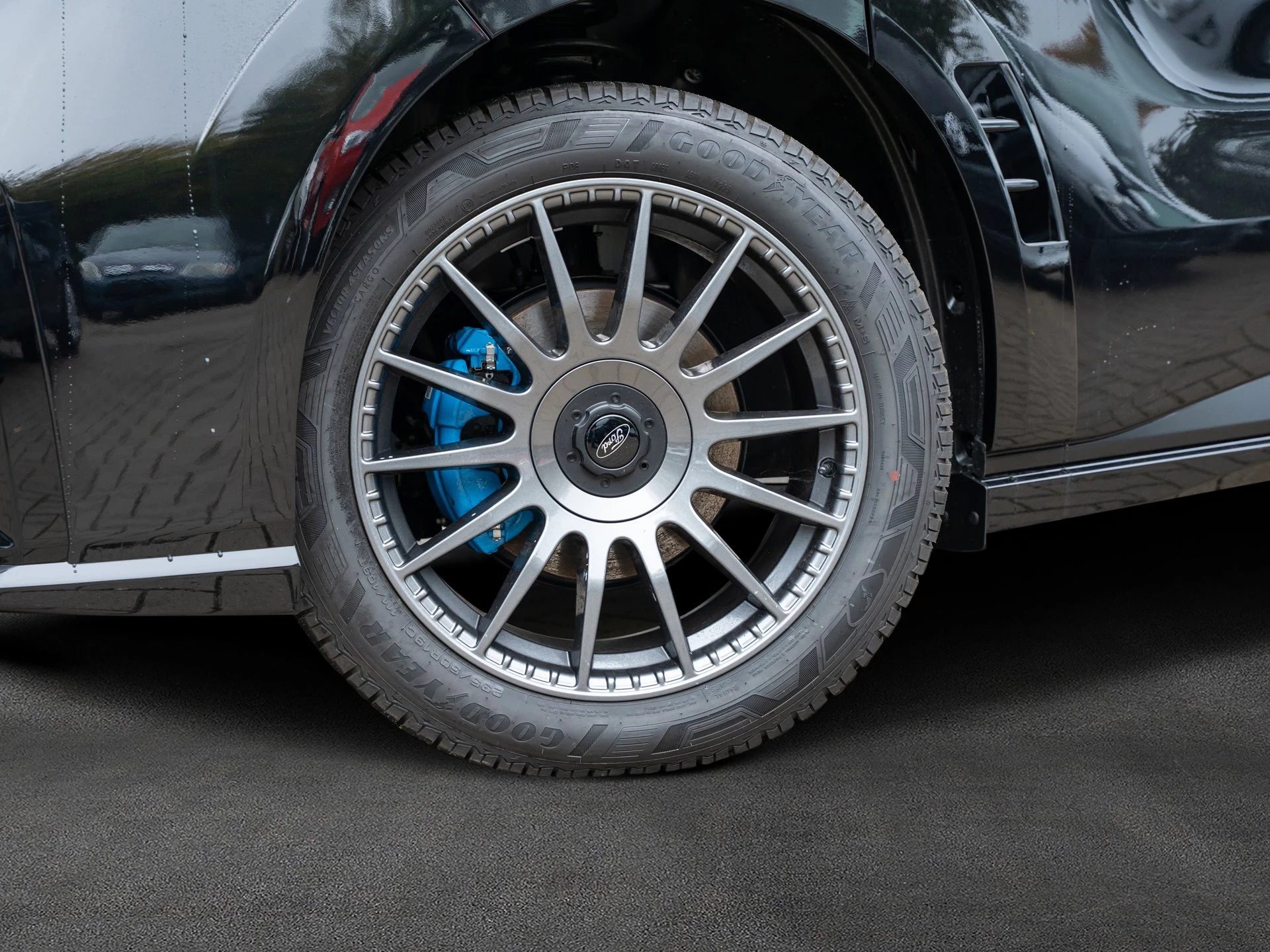 Ford-Transit Custom-image-3