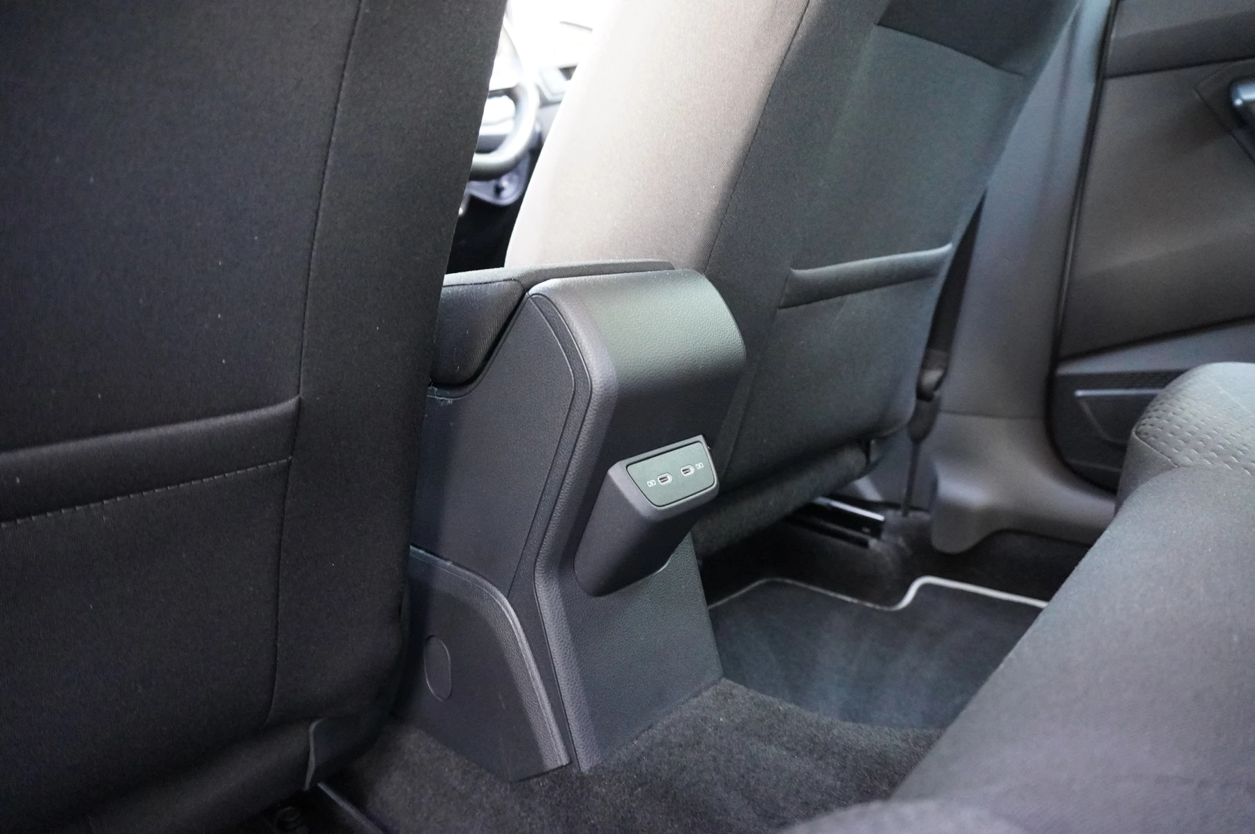Volkswagen Polo 1.0 TSI Life 5dr