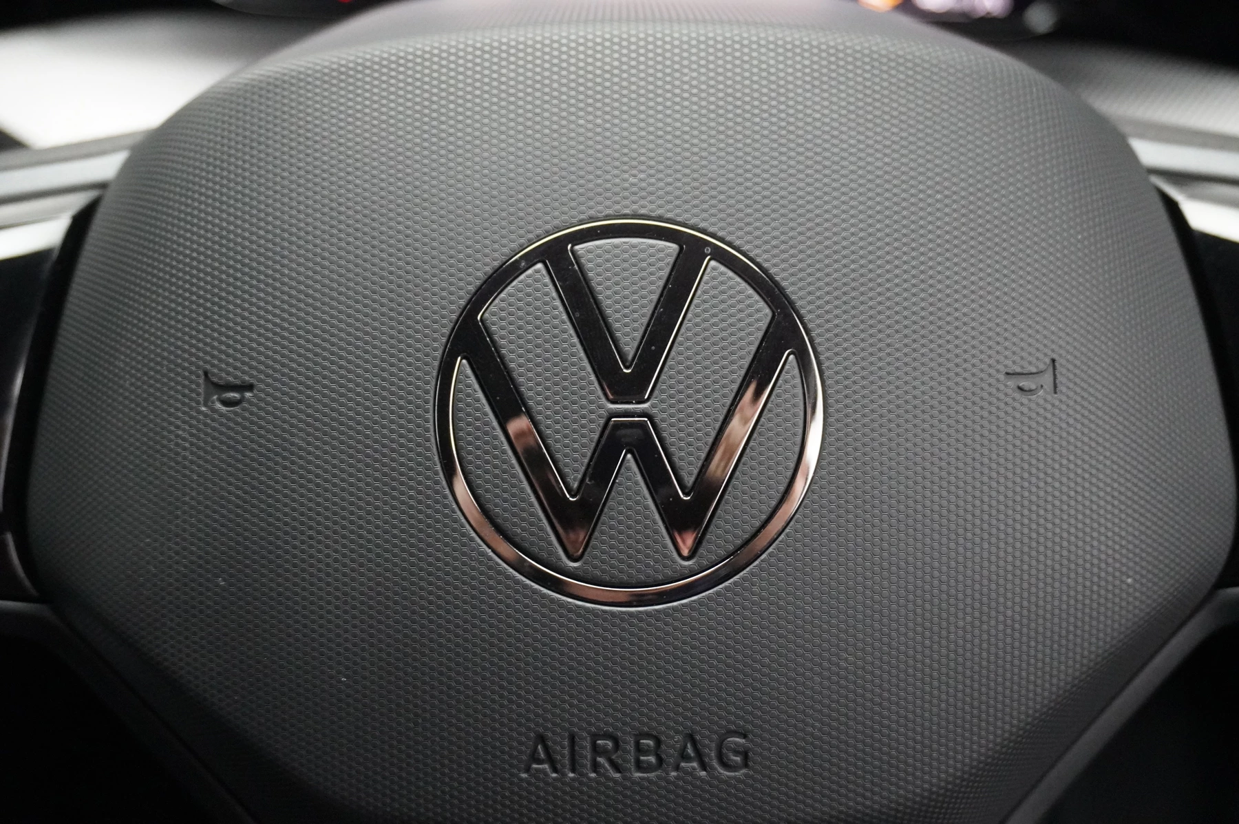 Volkswagen-Golf-image-30