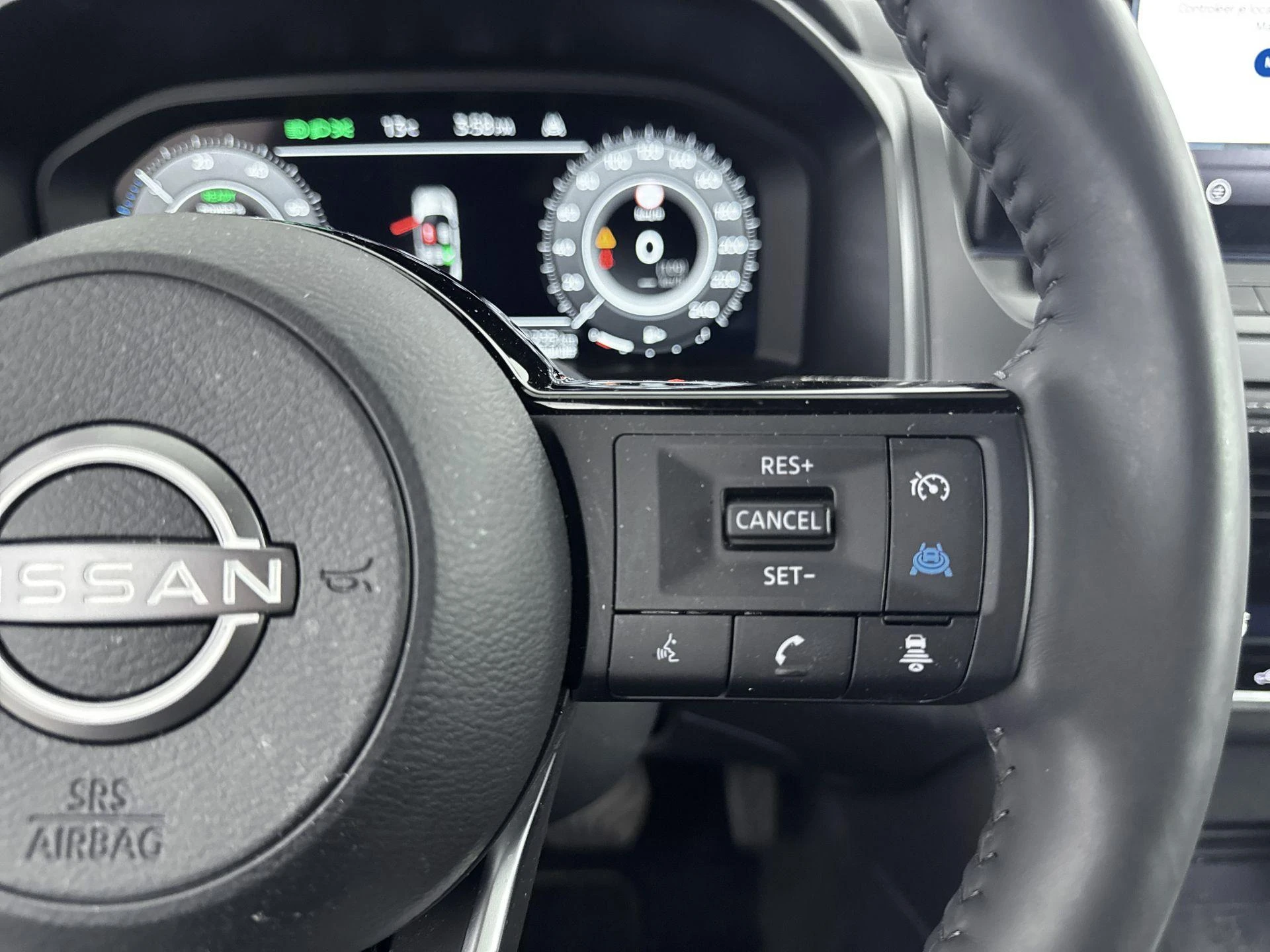 Nissan-QASHQAI-image-5