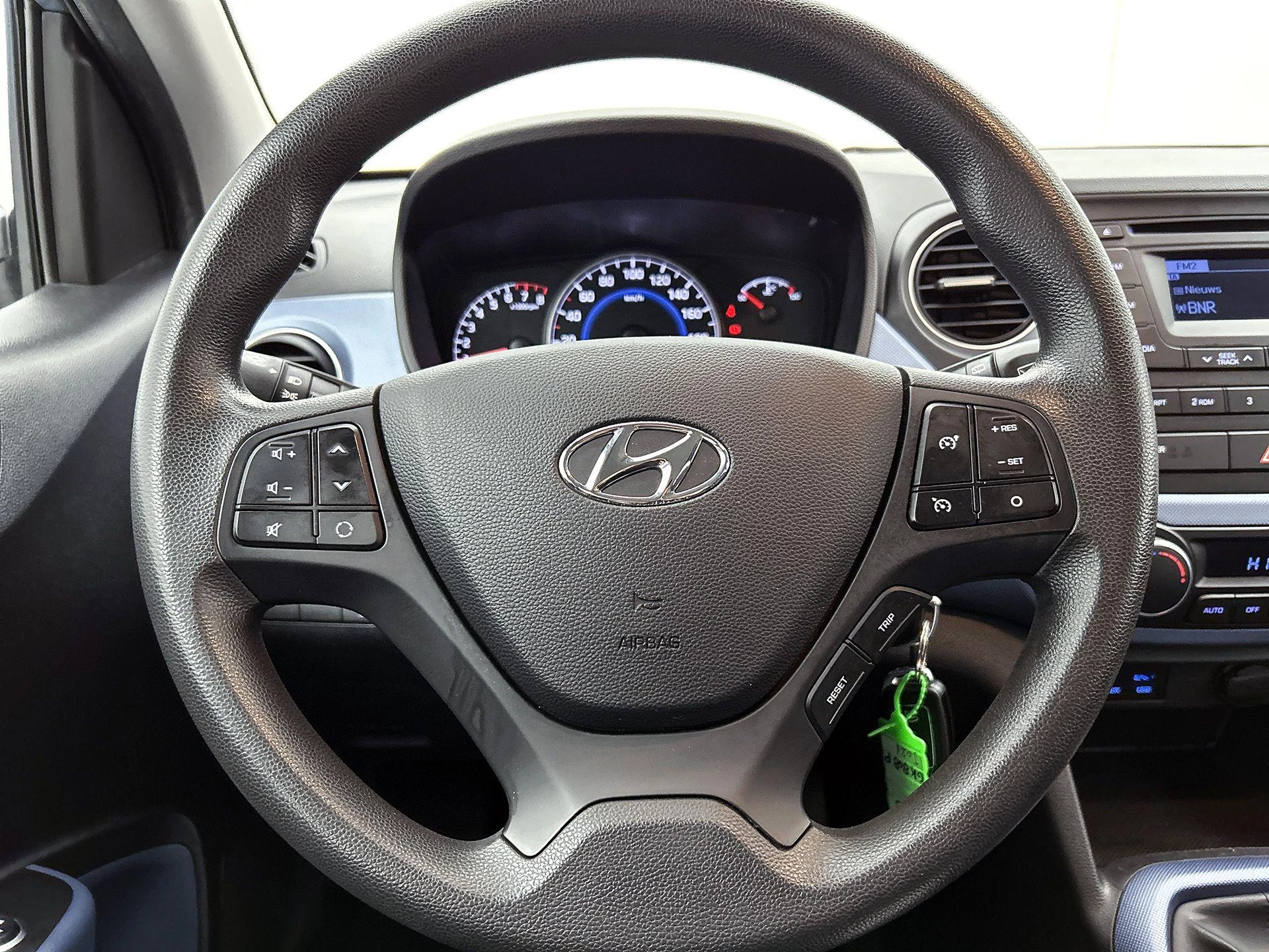 Hyundai-i10-image-27