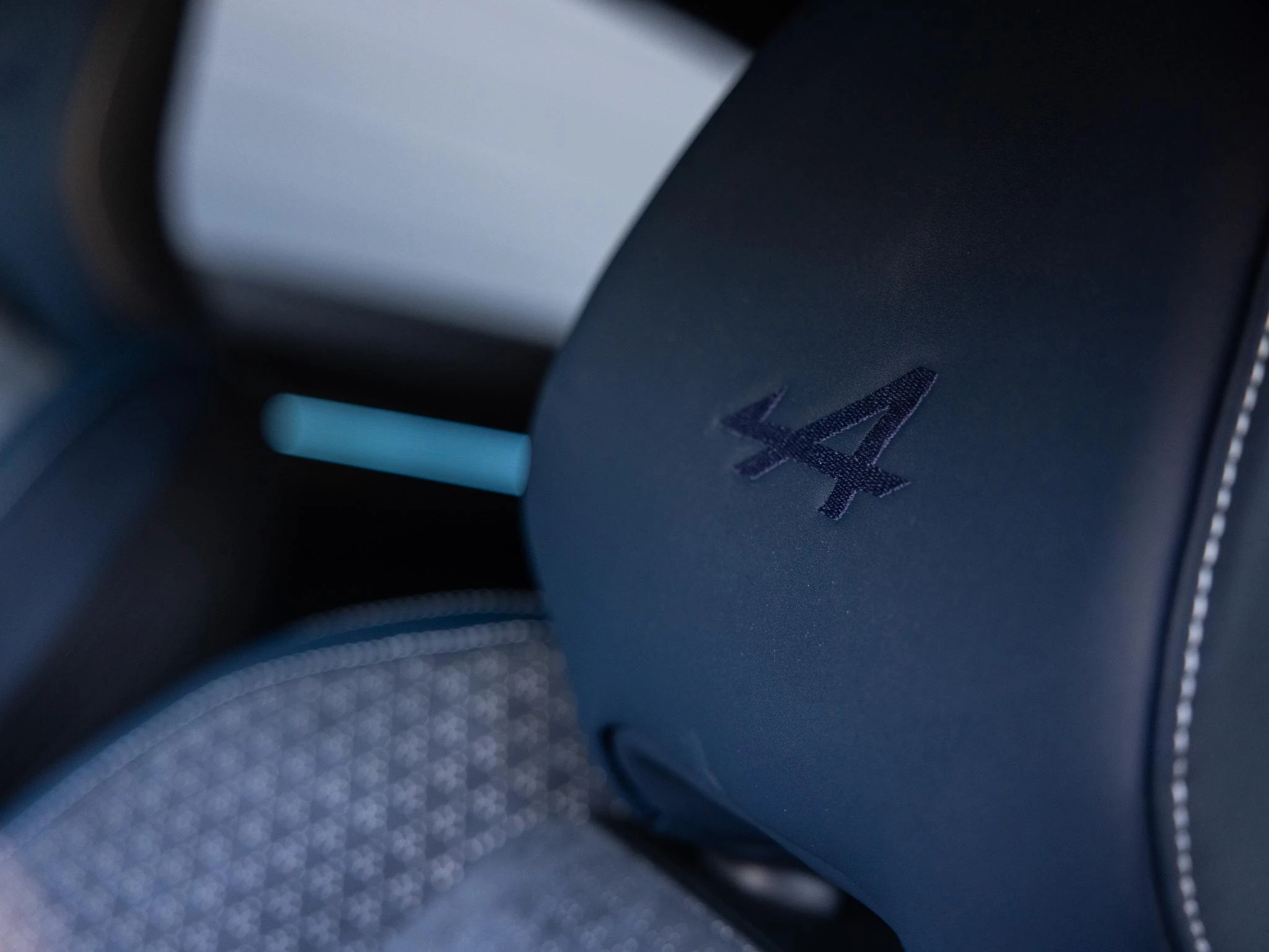 Alpine-A390-image-44