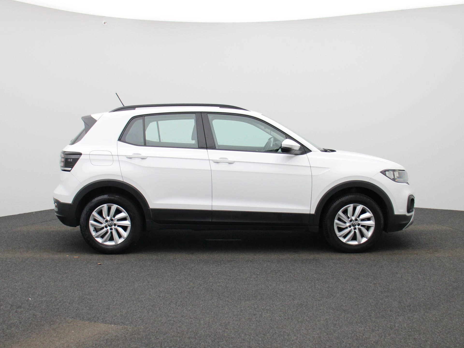 Volkswagen-T-Cross-image-5