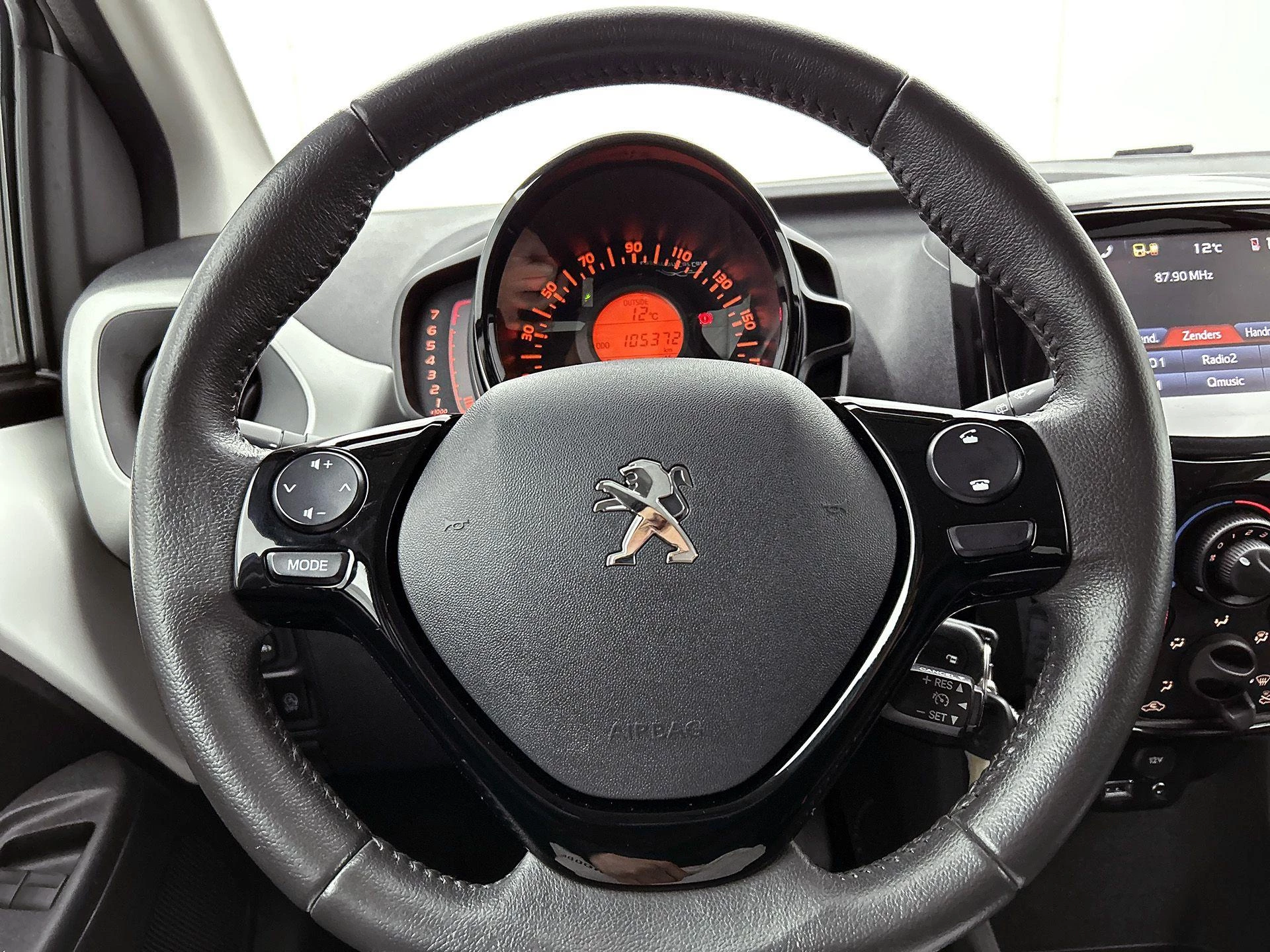 Peugeot-108-image-27