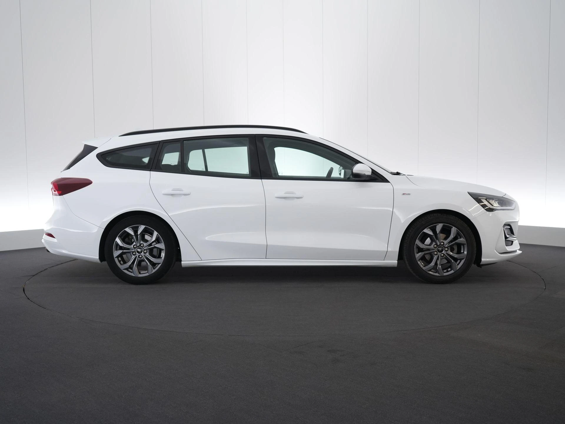 Ford-Focus-image-5