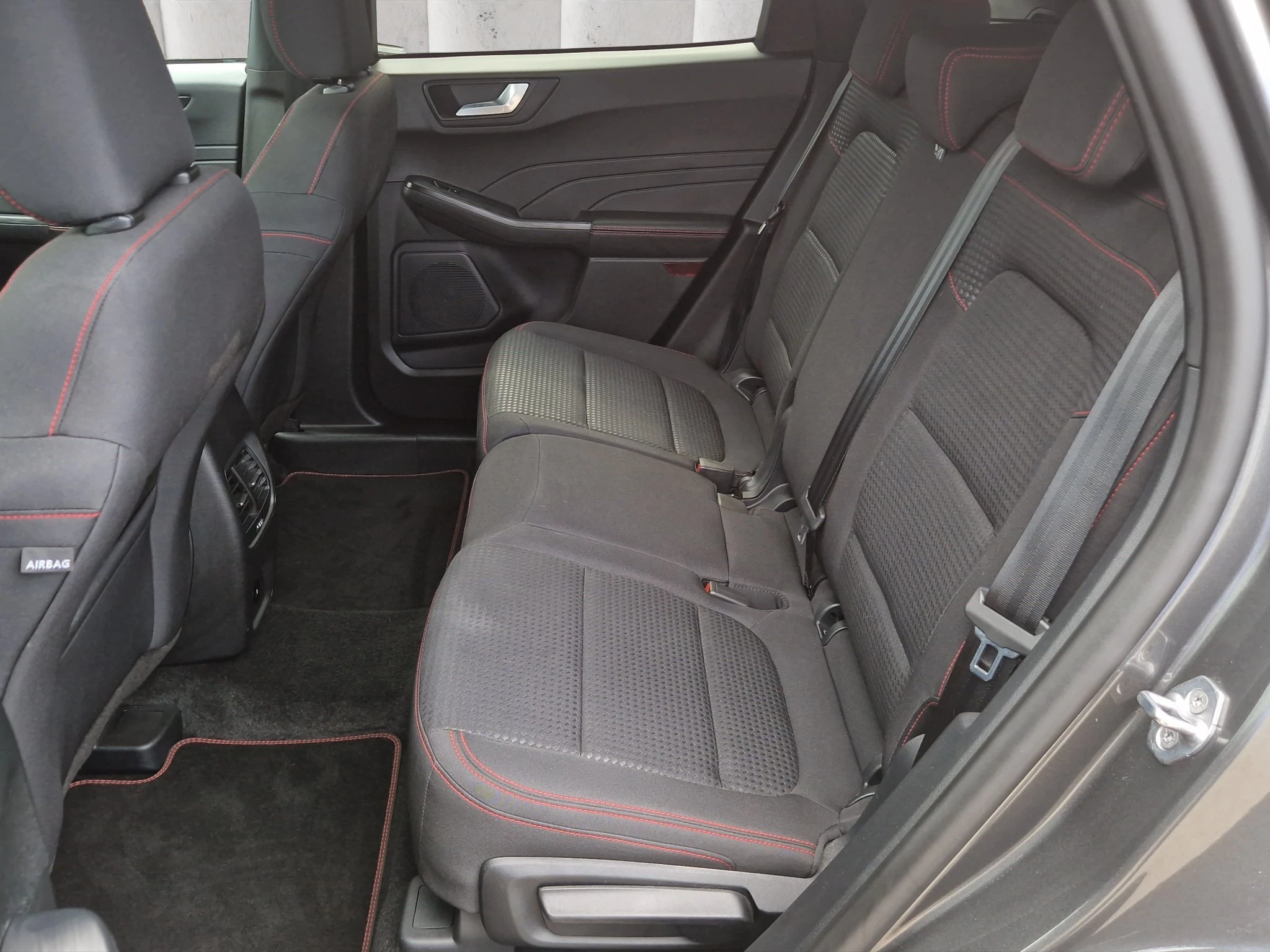 Ford Kuga 2.5 Duratec Hybrid FHEV St-Line FWD (EURO 6d)