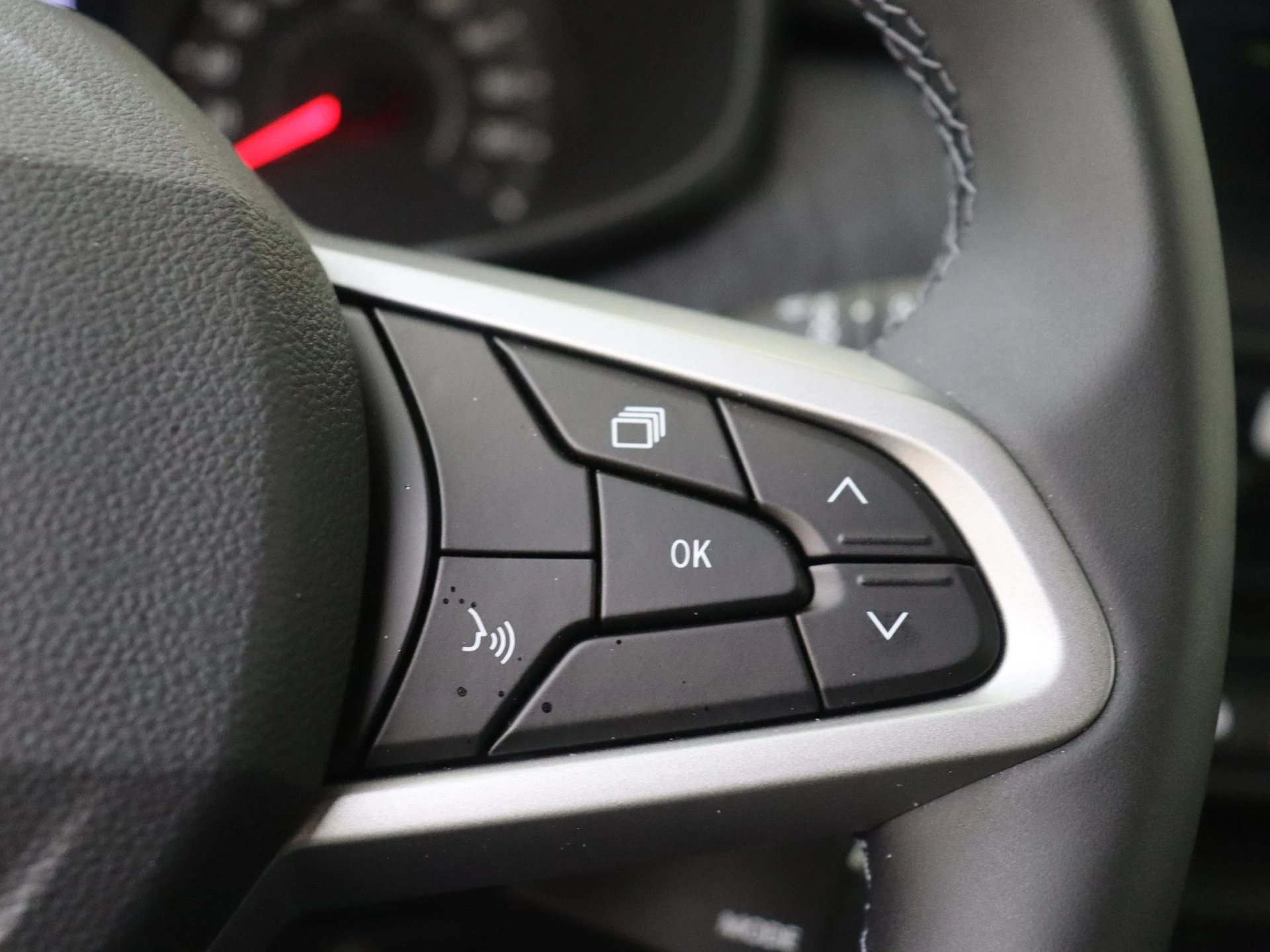 Dacia-Sandero-image-12