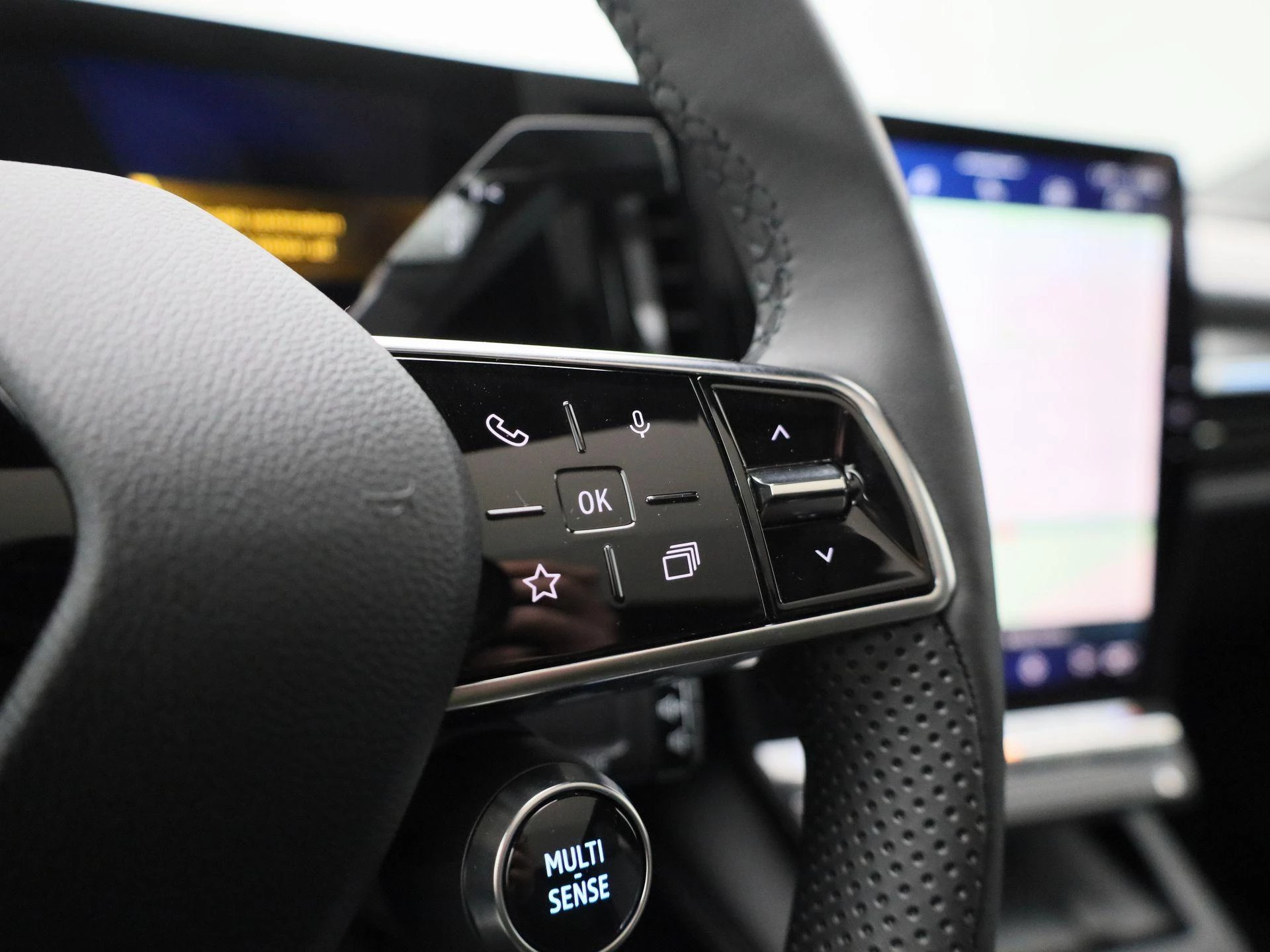 Renault-Scénic-image-18