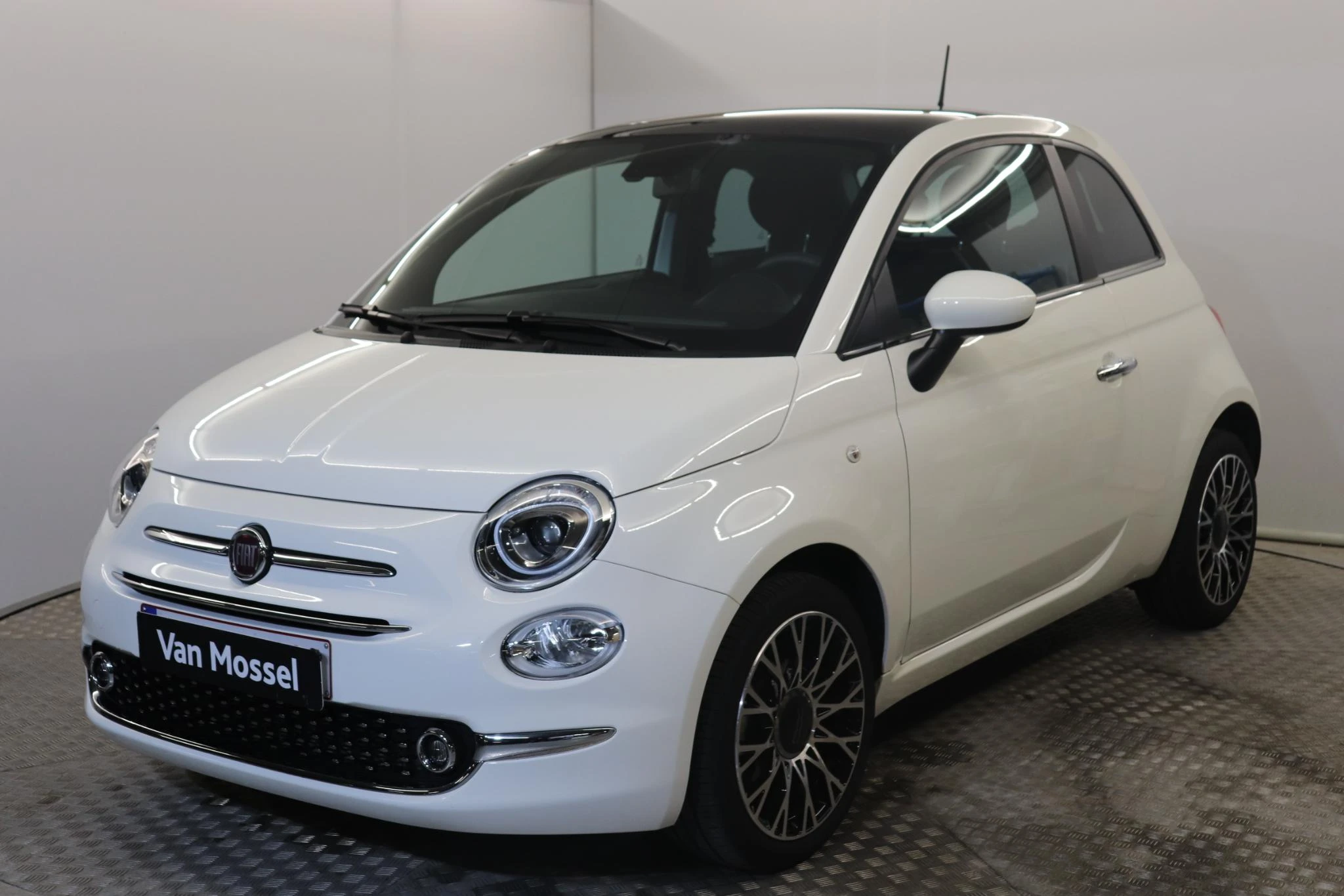 Fiat-500-image-0