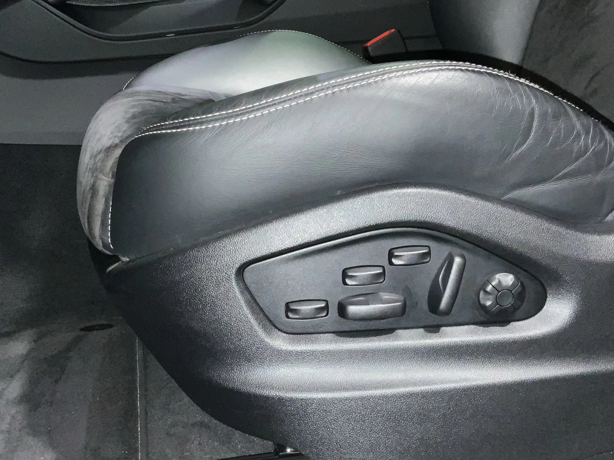Porsche Cayenne GTS Coupé | BOSE-Sound-System | Sport-Chrono-Paket