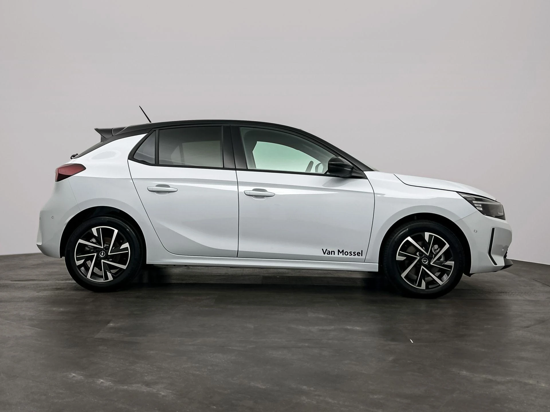 Opel-Corsa-image-4