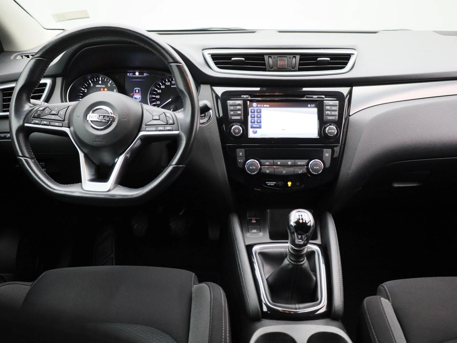 Nissan-QASHQAI-image-6