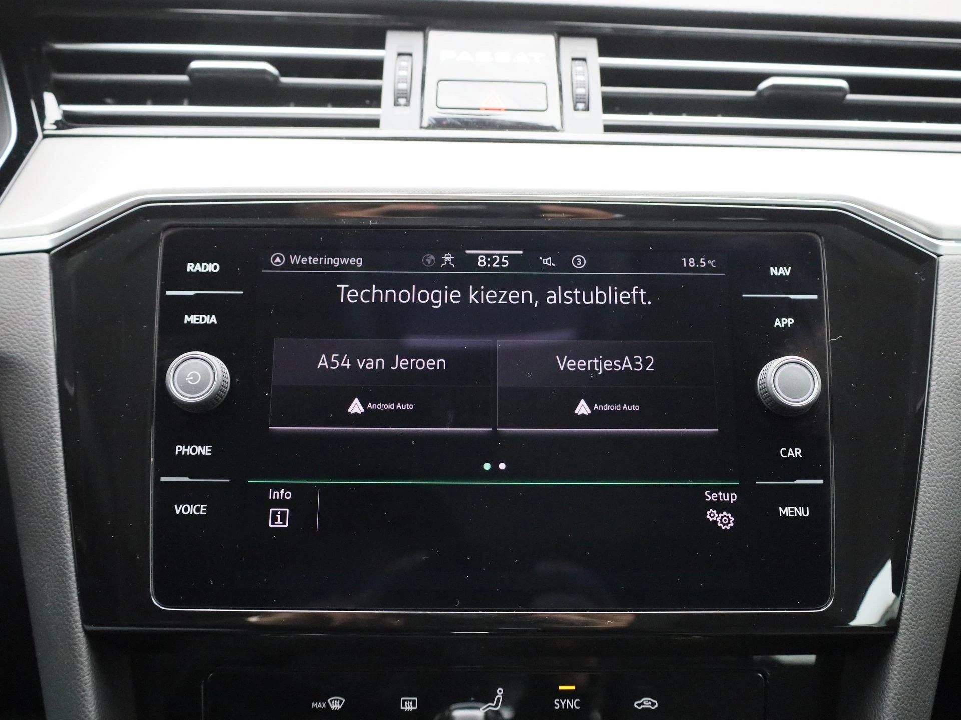 Volkswagen Passat Variant 1.6 TDI Elegance Business R