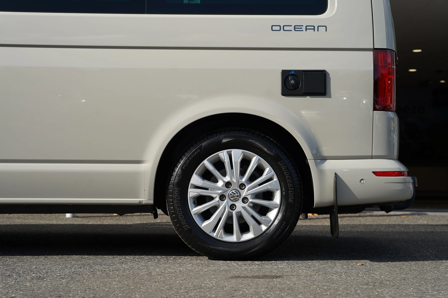 Volkswagen-California-image-38