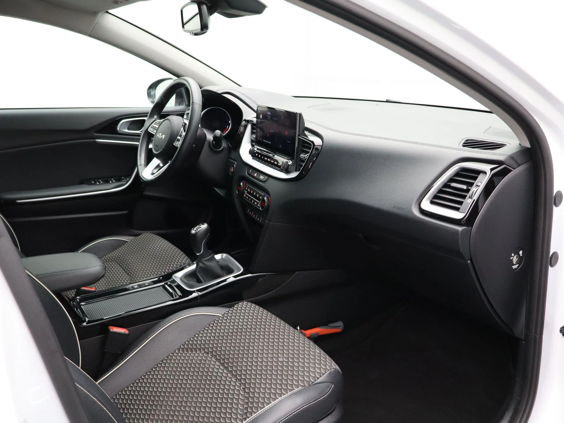 Kia-Ceed Sportswagon-image-7