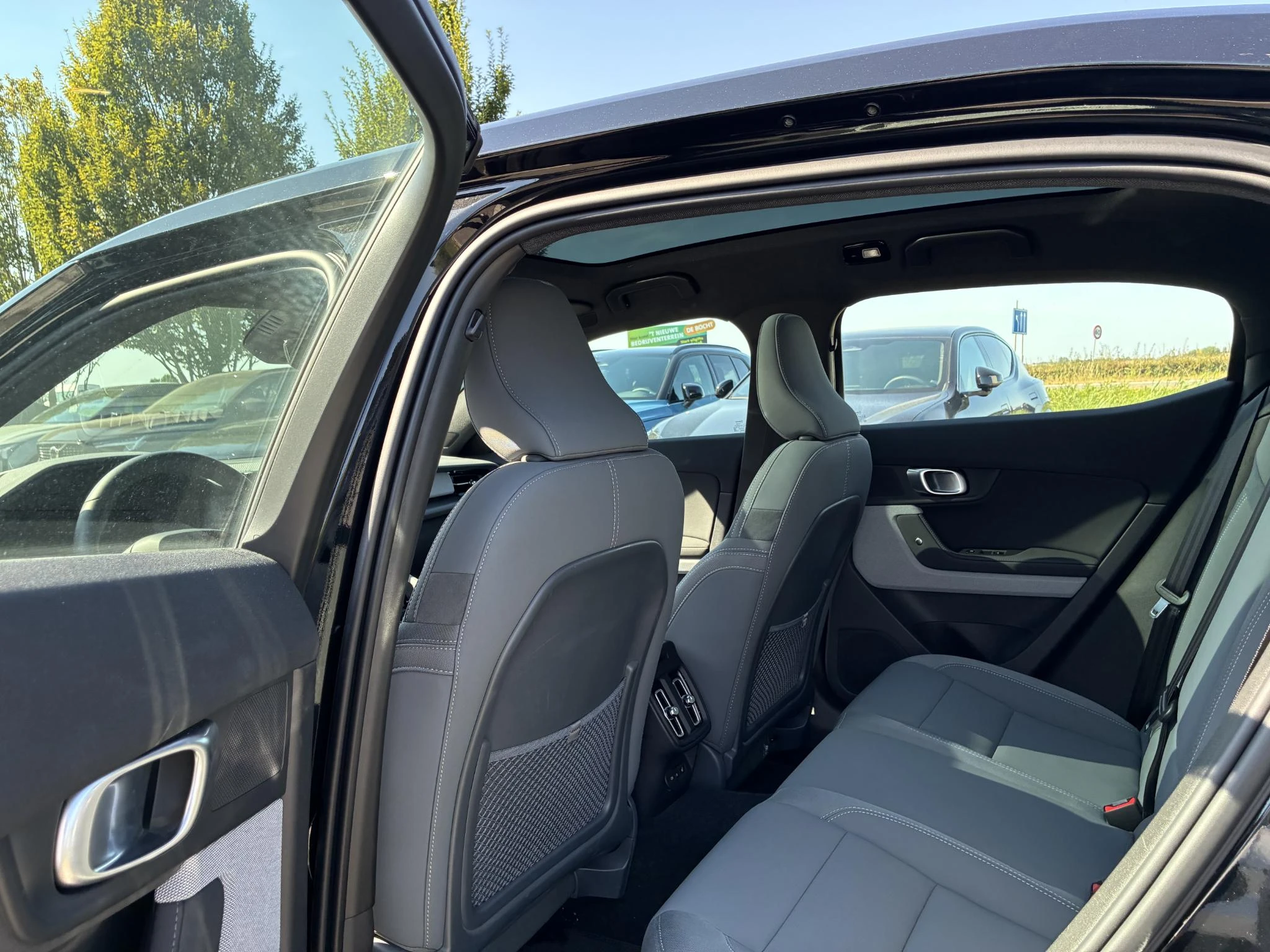 Polestar-2-image-11
