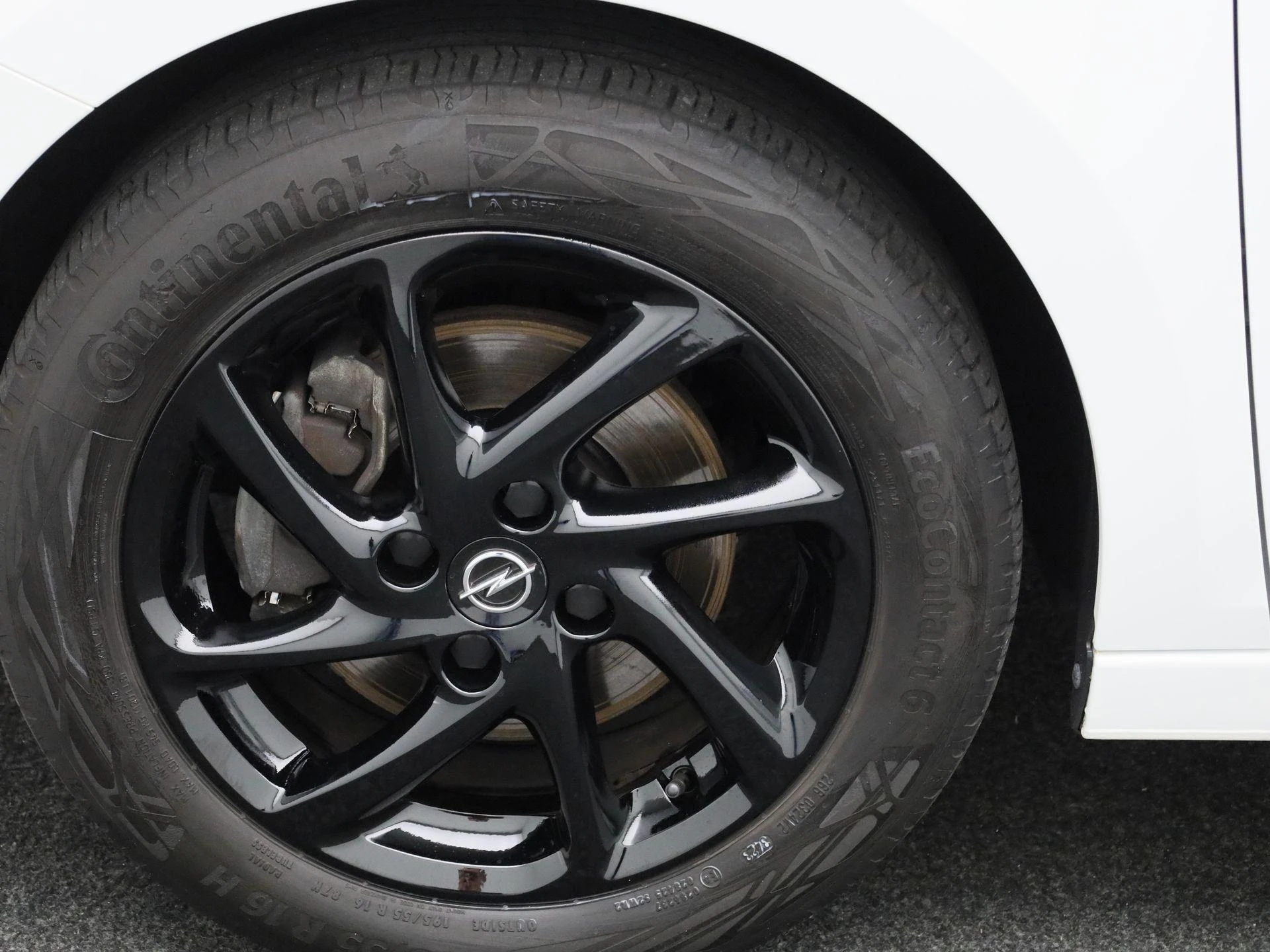 Opel-Corsa-image-11