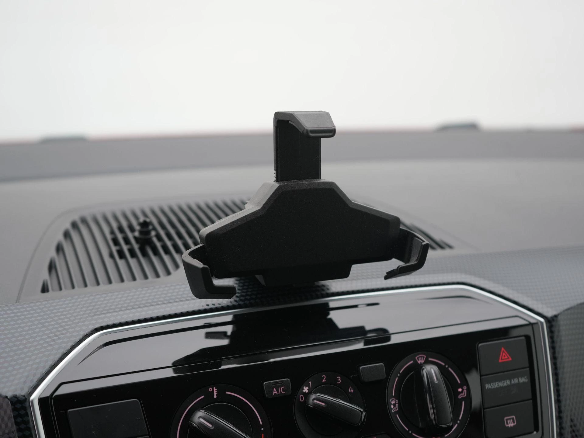 Volkswagen-up!-image-15