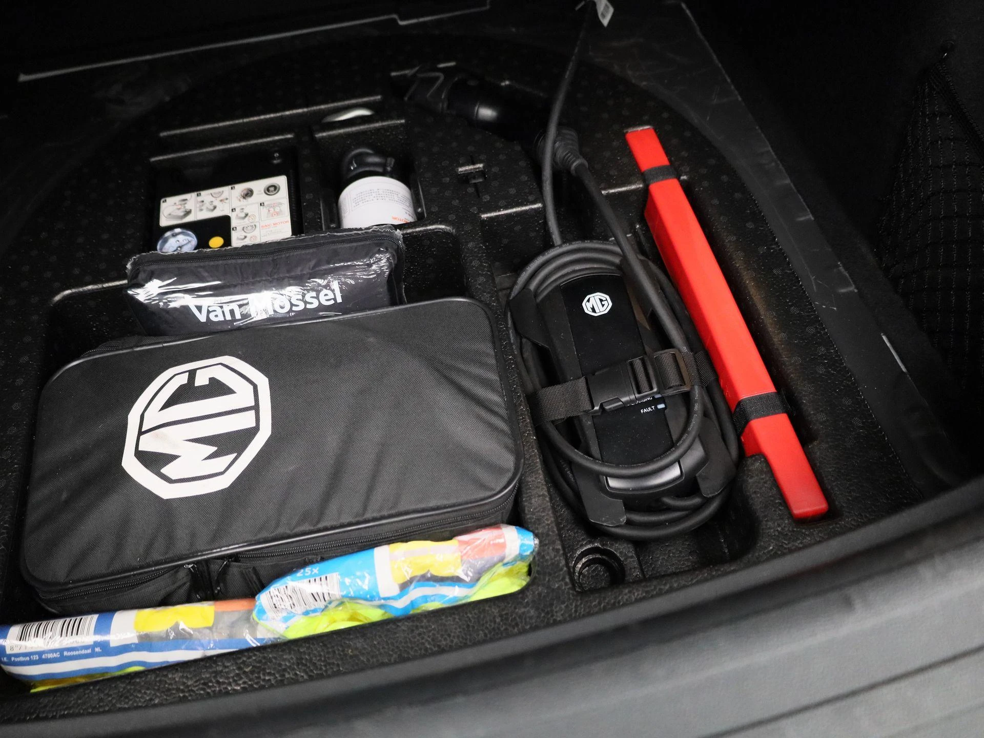 MG-ZS EV-image-11