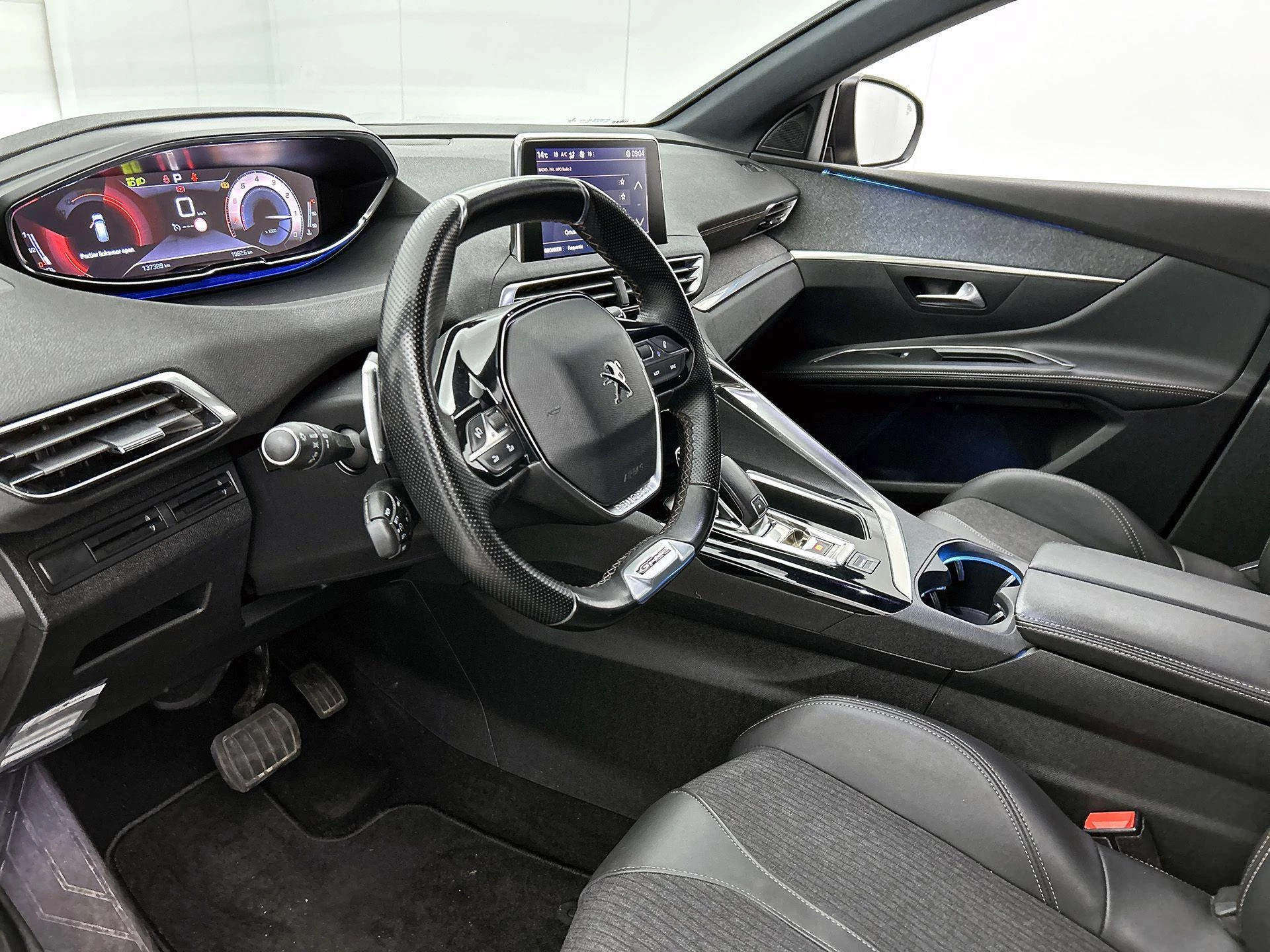 Peugeot-5008-image-23