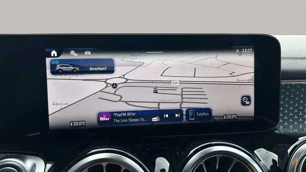 Mercedes-Benz-EQB-image-15