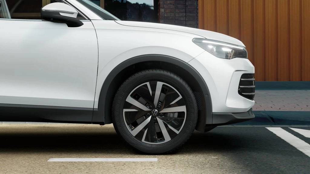 Volkswagen-Tiguan-image-5