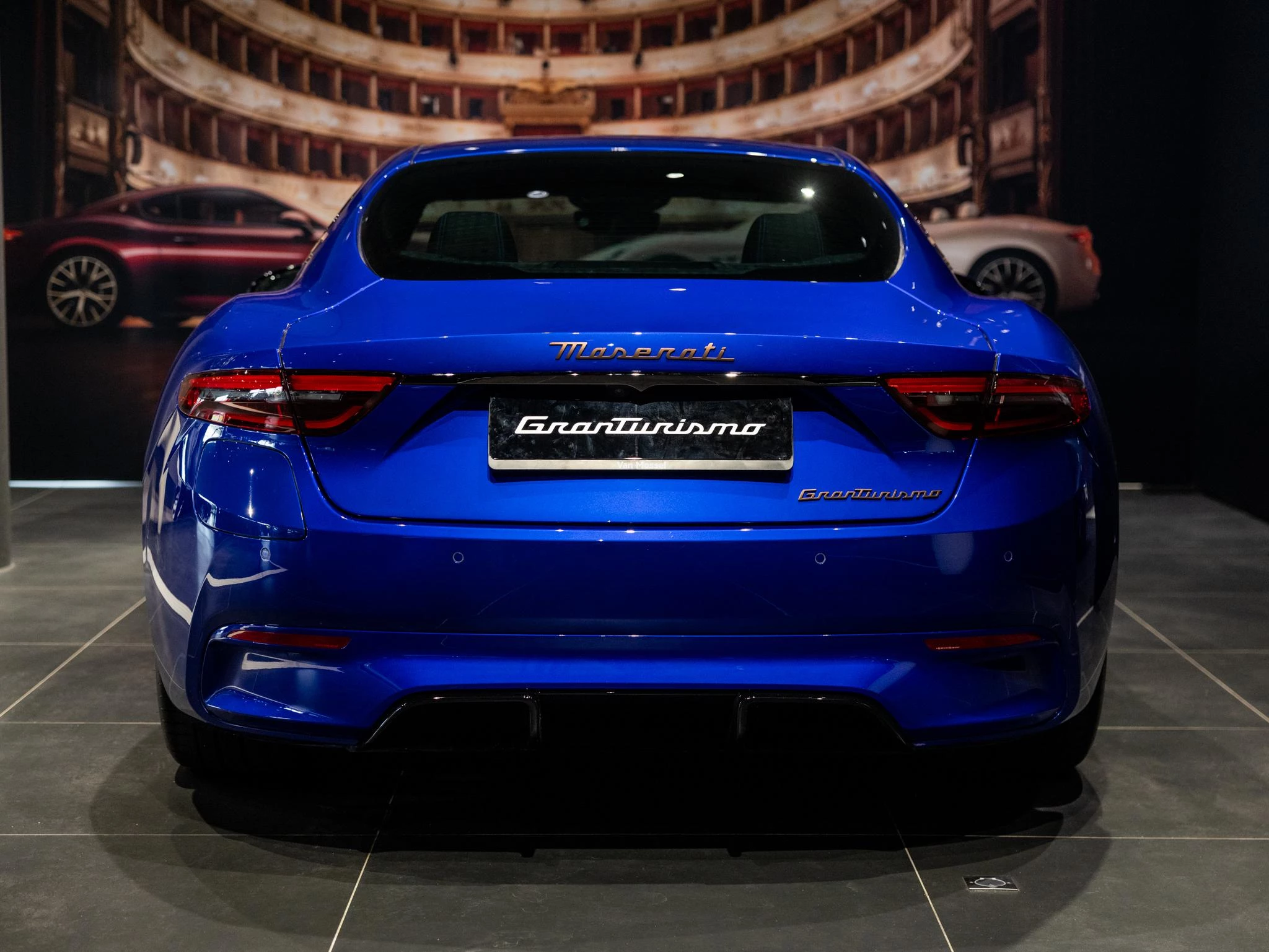 Maserati-GranTurismo-image-10