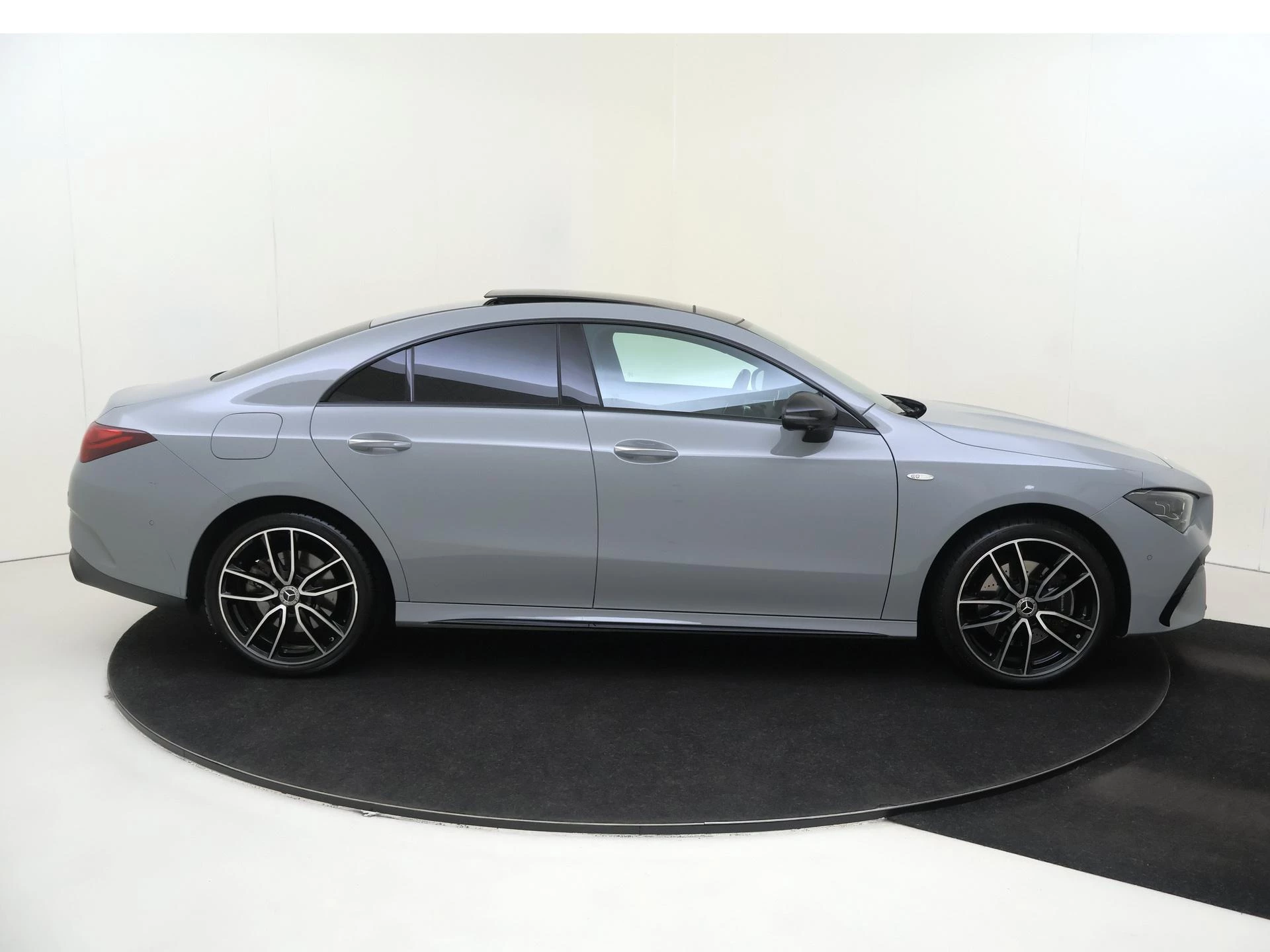Mercedes-Benz CLA 250 e Business Solution AMG