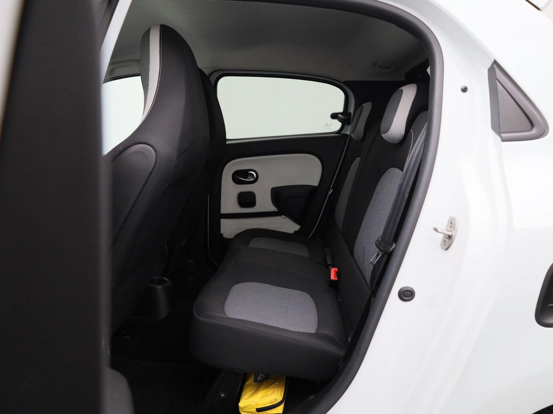 Renault-Twingo-image-11