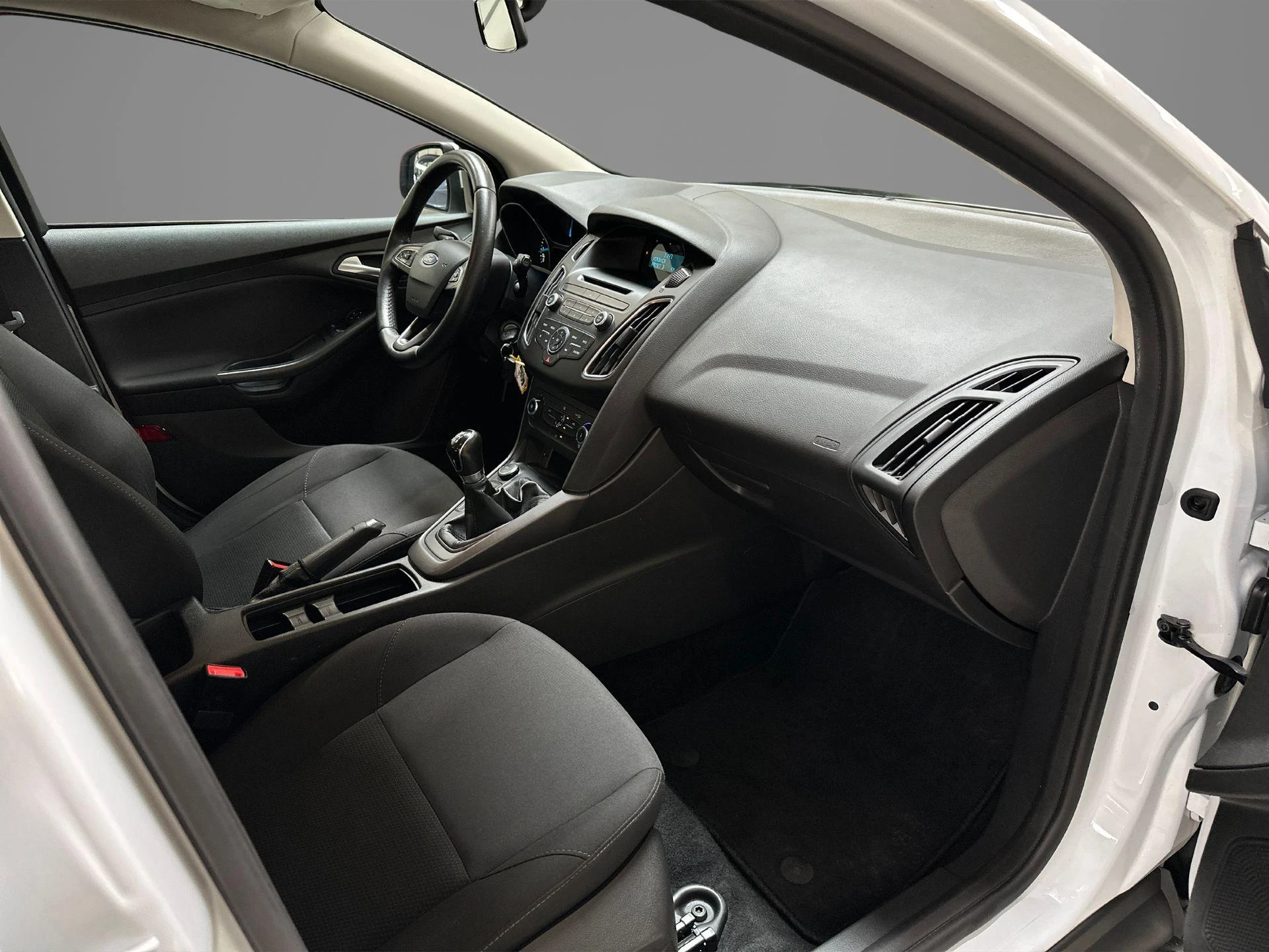 Ford-Focus-image-9