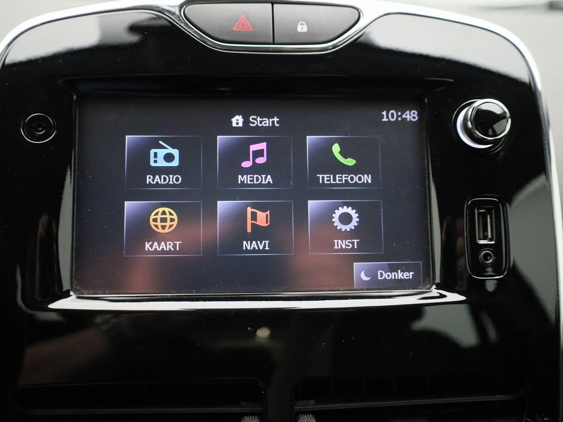 Renault-Clio-image-14