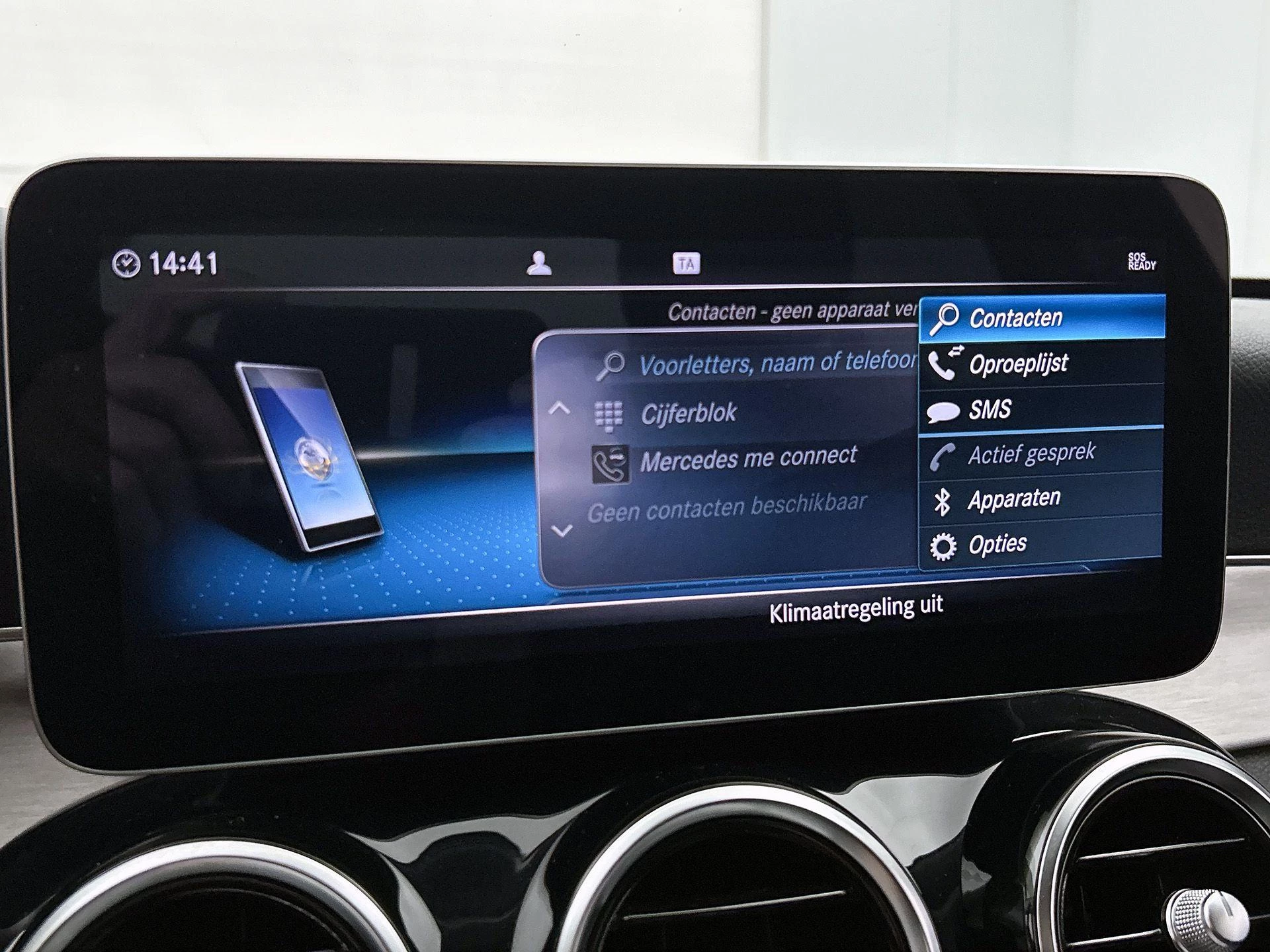 Mercedes-Benz-C-Klasse-image-17