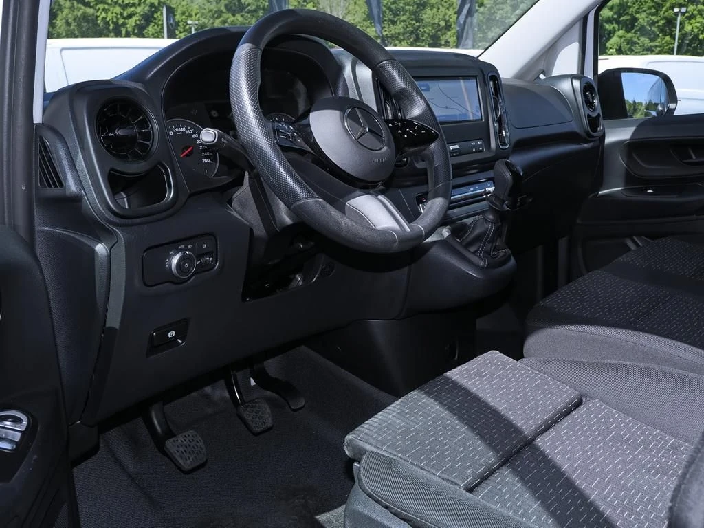 Mercedes-Benz-Vito 116-image-7