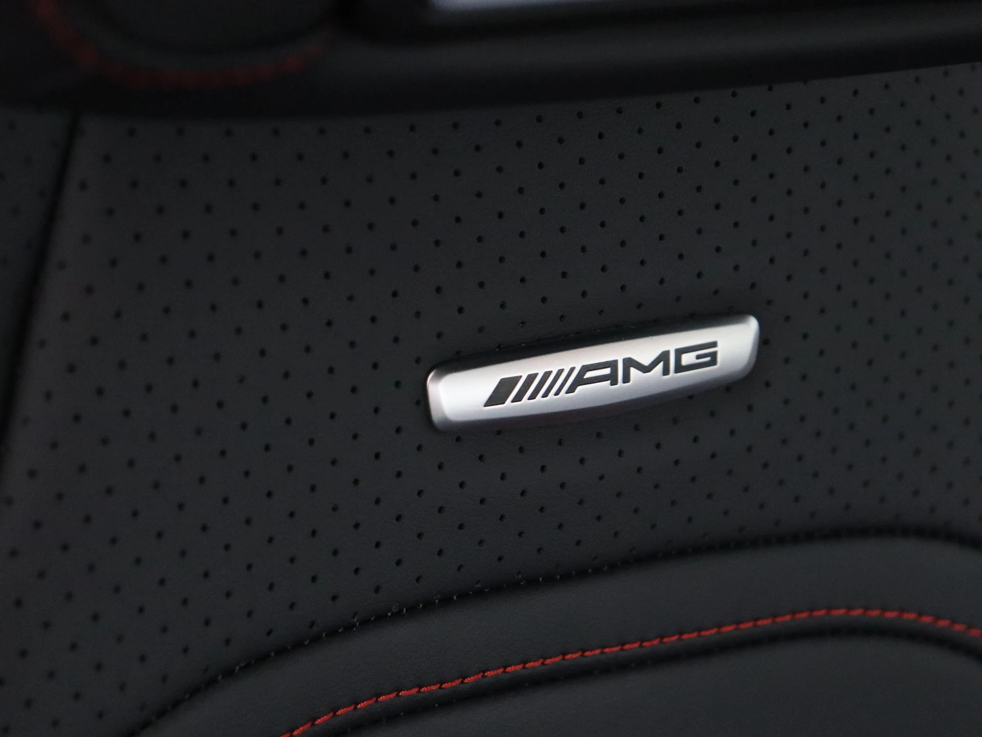 Mercedes-Benz-CLE-image-17