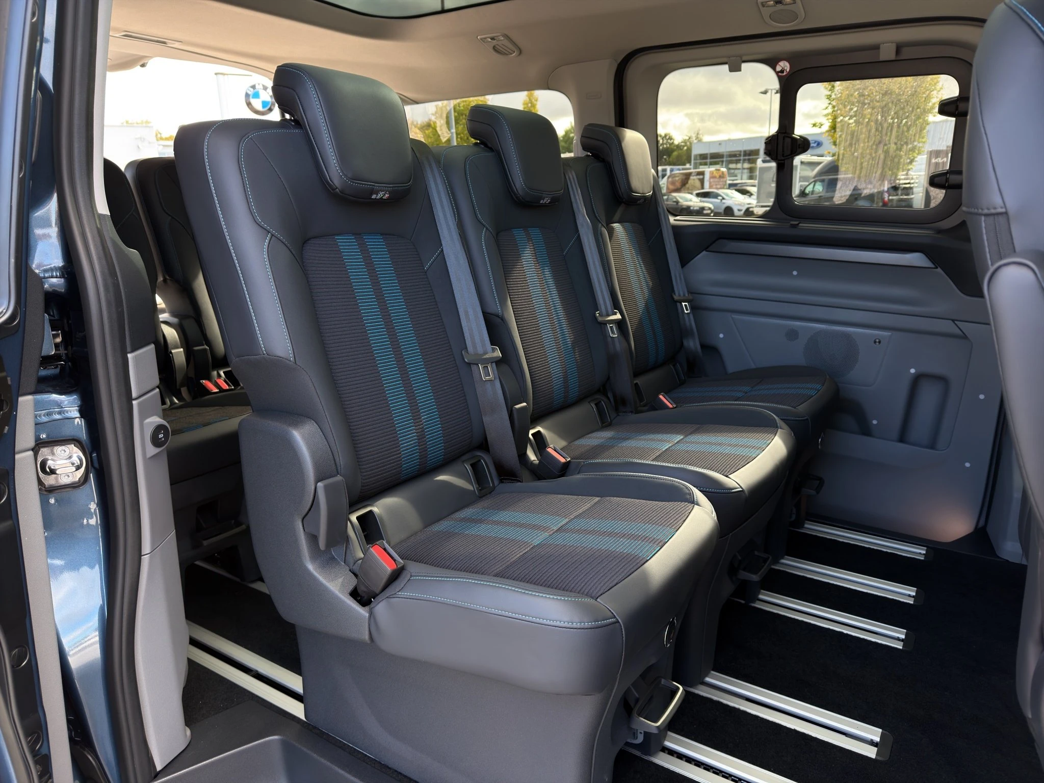 Ford-Tourneo Custom-image-18