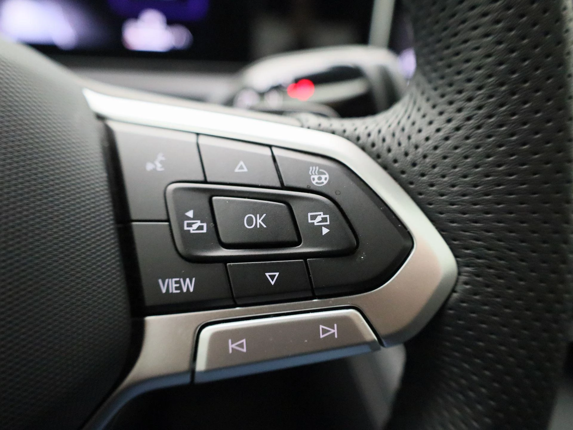 Volkswagen-Tiguan-image-21