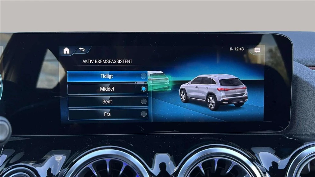 Mercedes-Benz-EQA-image-23