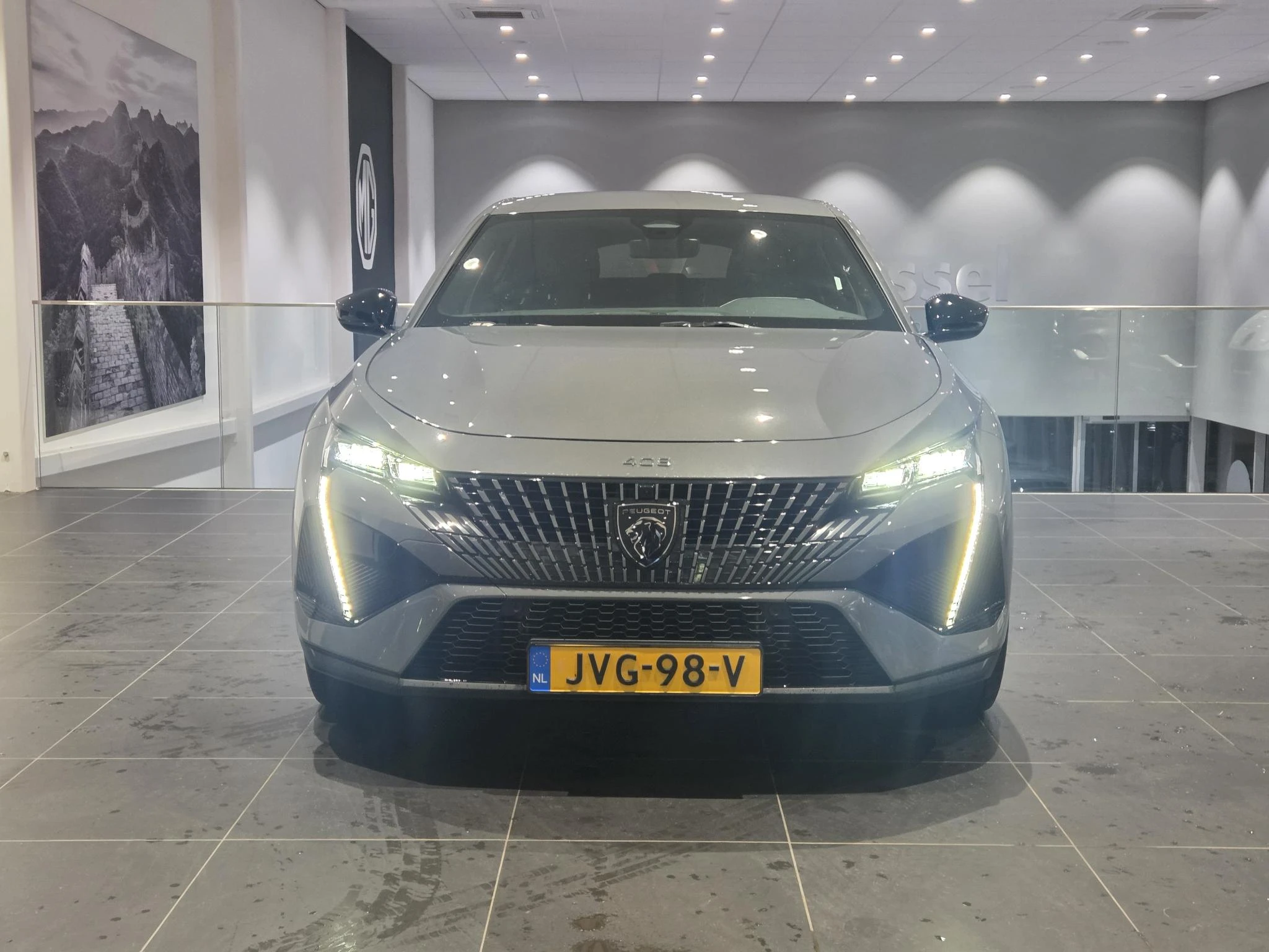 Peugeot-408-image-2