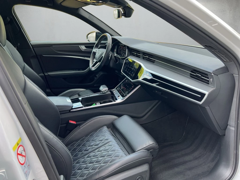 Audi A6 Avant sport 55 TFSI e quattro S tronic S line