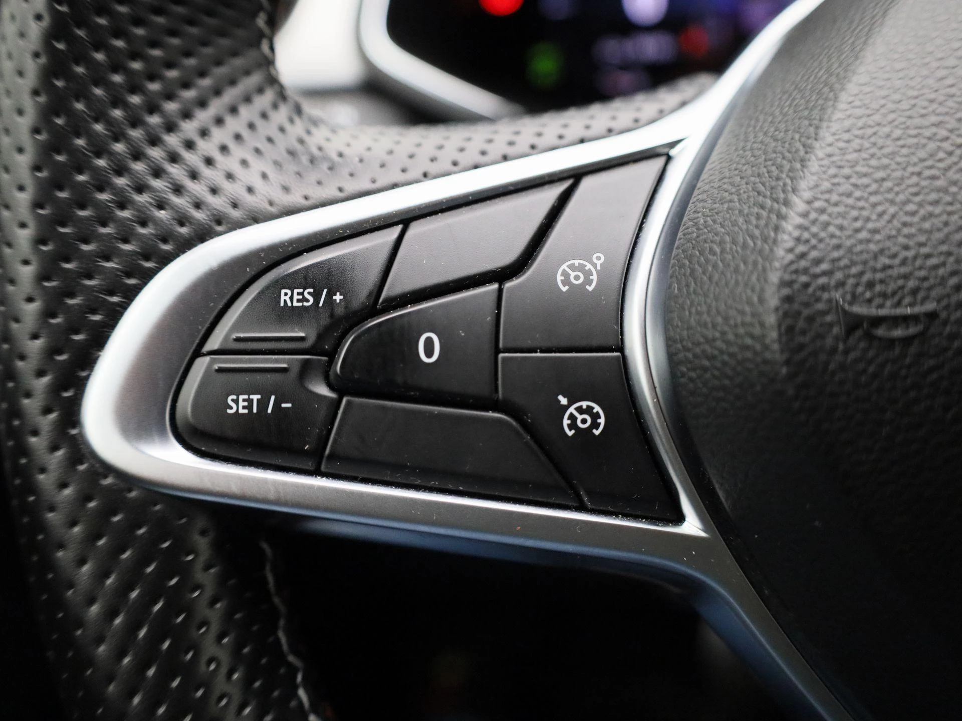 Renault-Captur-image-18