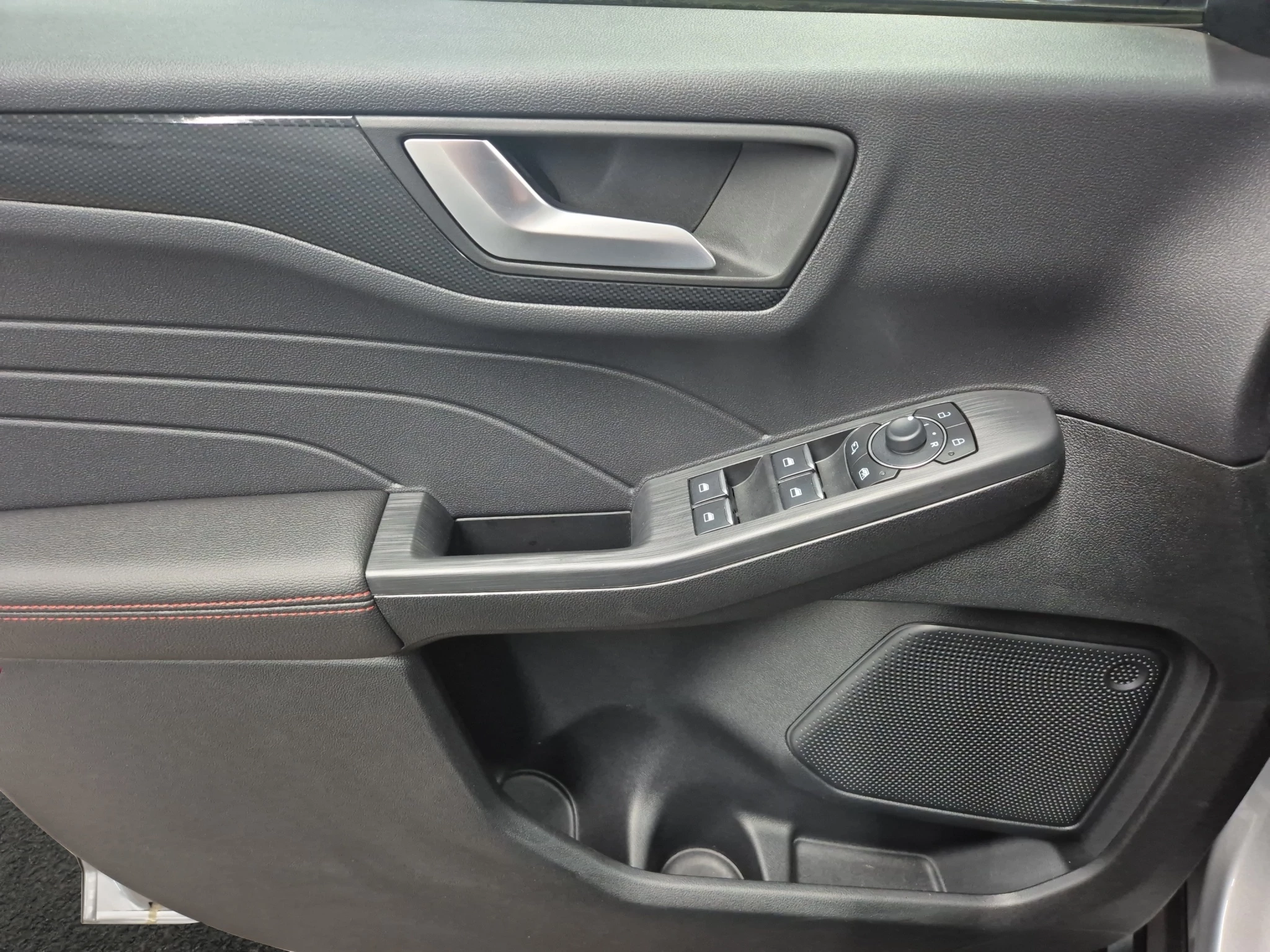 Ford-Kuga-image-16