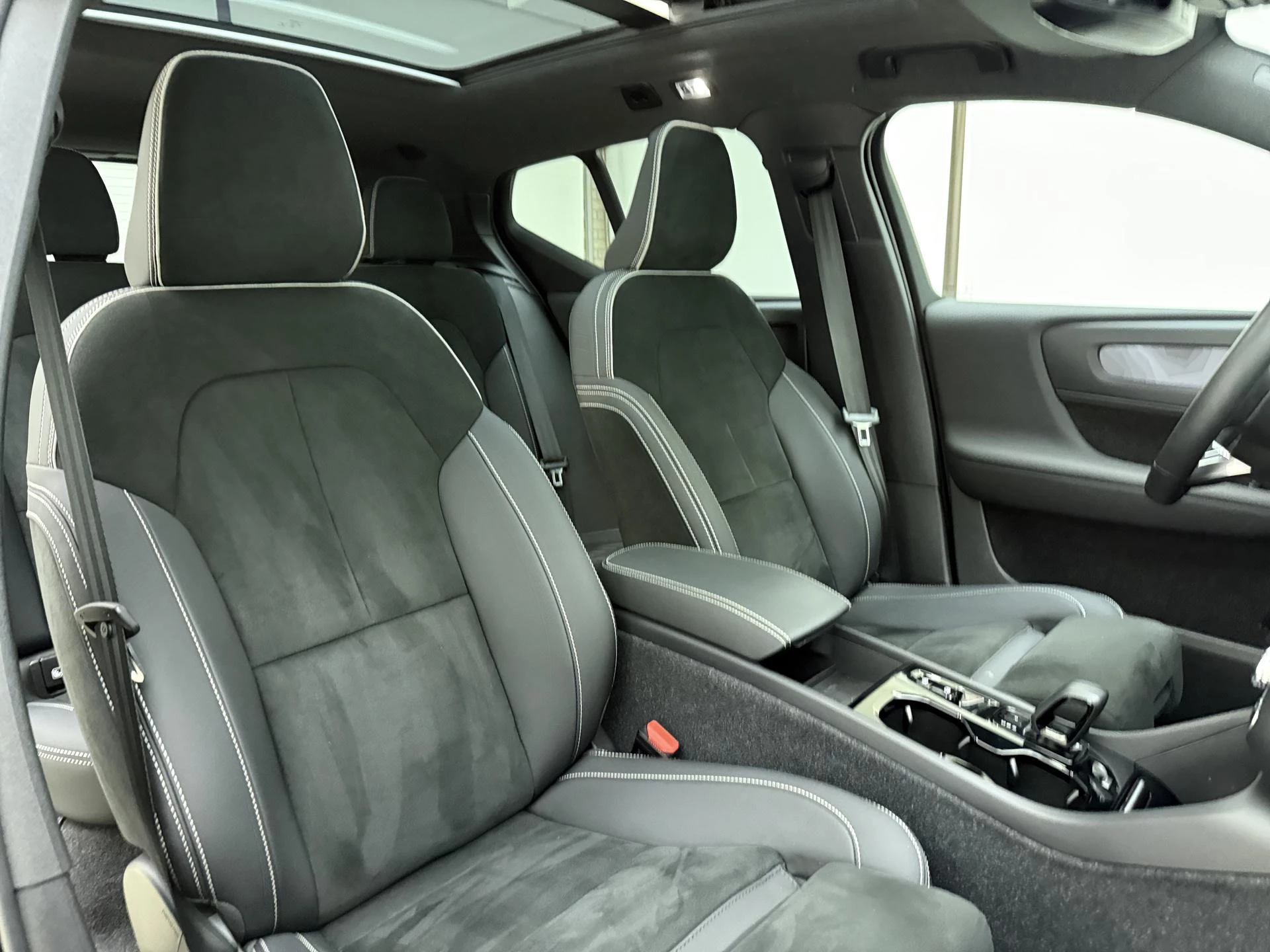 Volvo-XC40-image-9