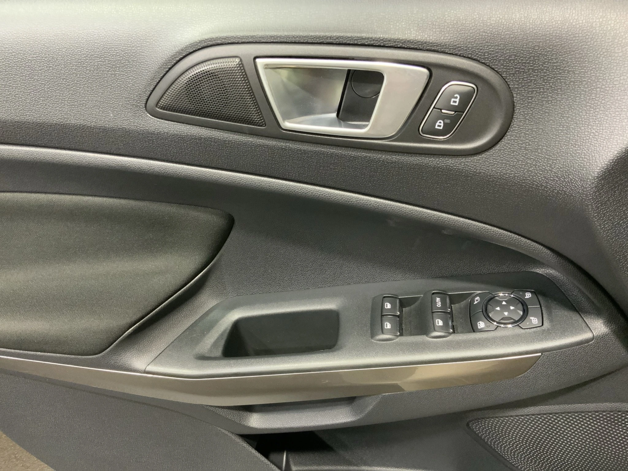 Ford-EcoSport-image-15