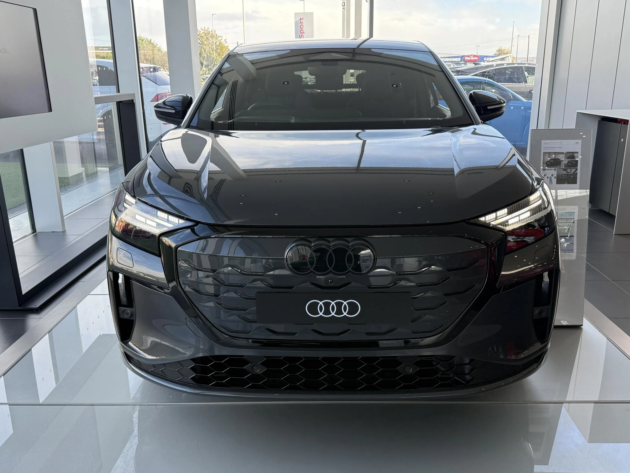 Audi-Q4 Sportback e-tron-image-1