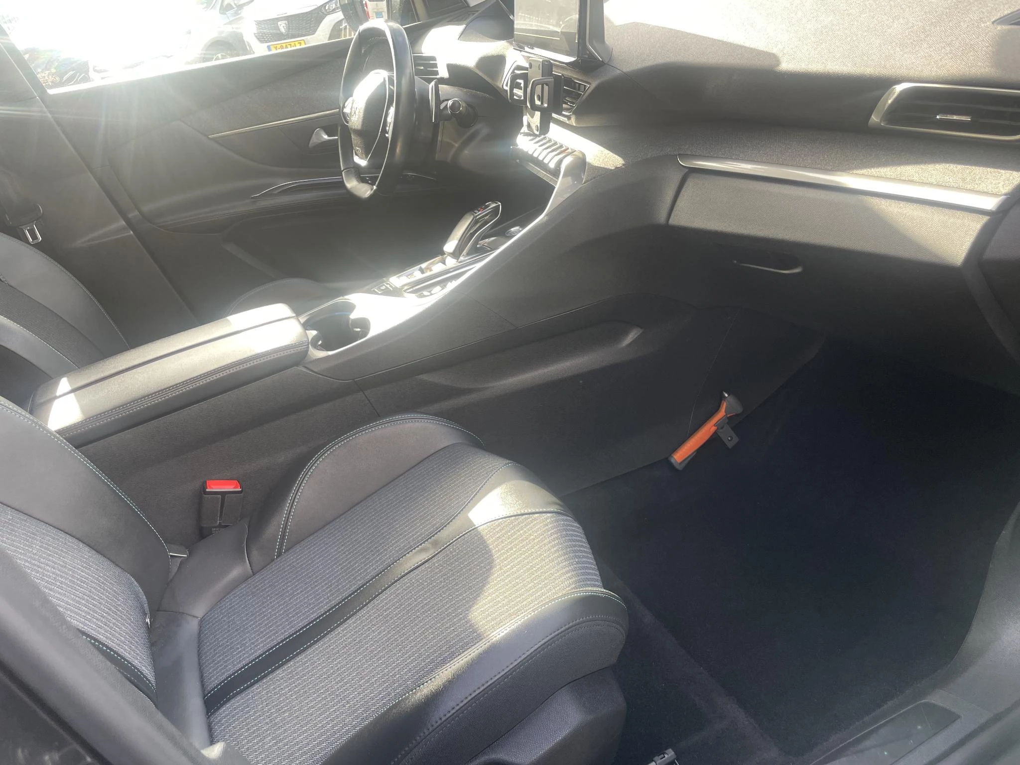 Peugeot-3008-image-11