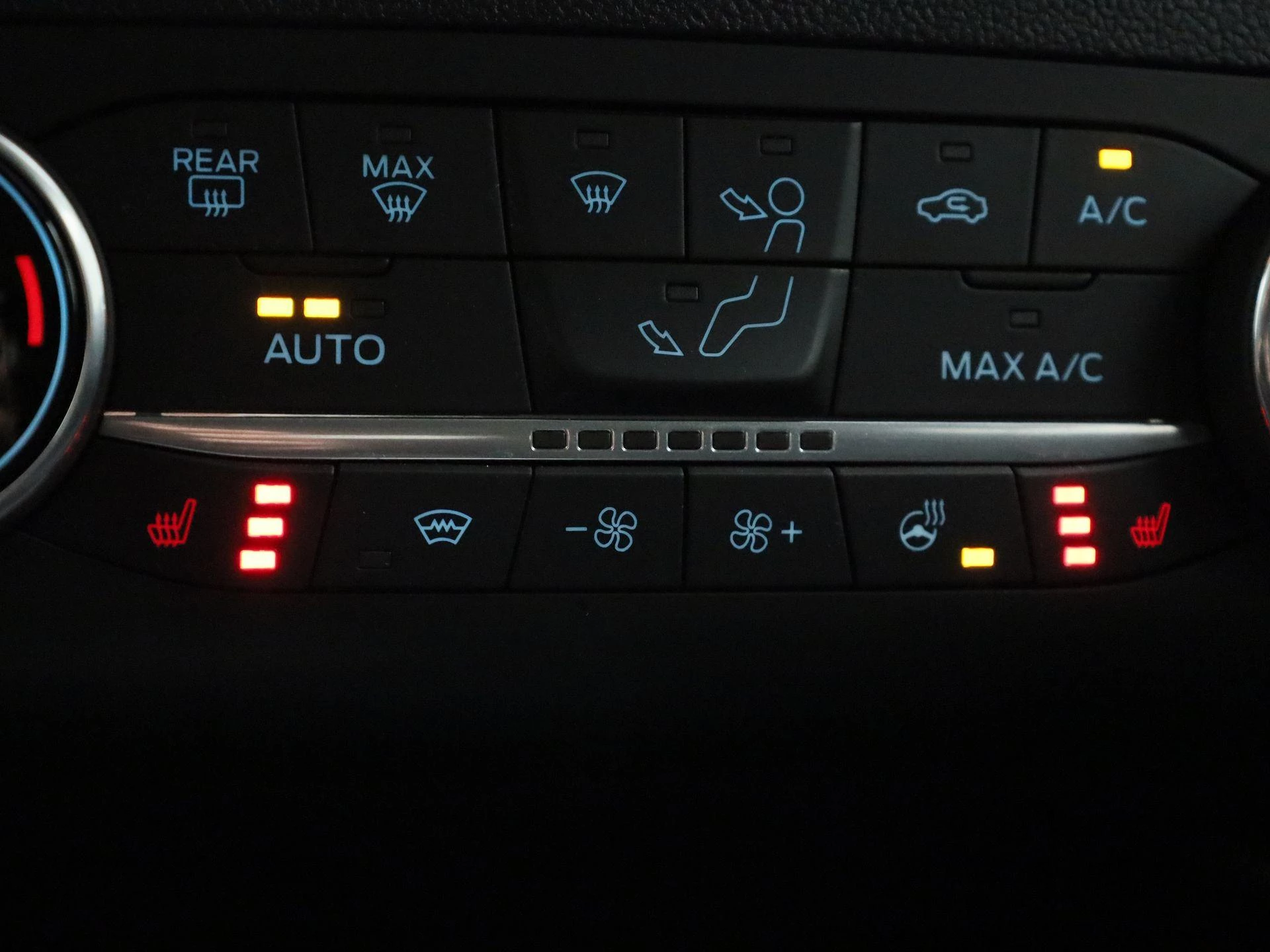 Ford Kuga 2.5i PHEV Aut. 165kW Titanium