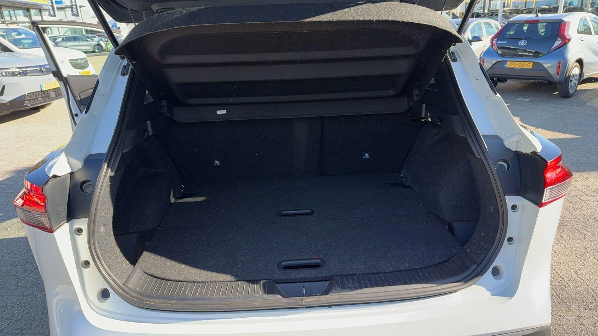 Nissan-QASHQAI-image-11