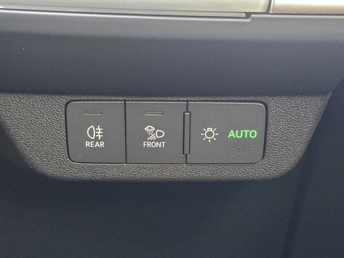Audi-Q4 e-tron-image-28