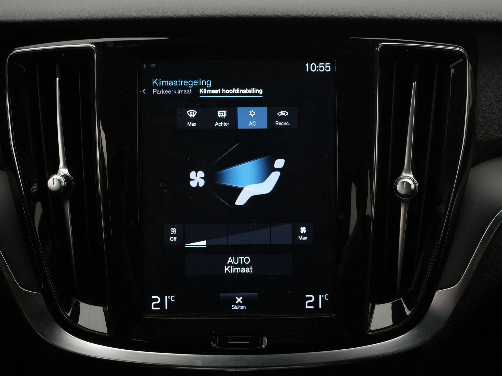 Volvo-V60-image-13