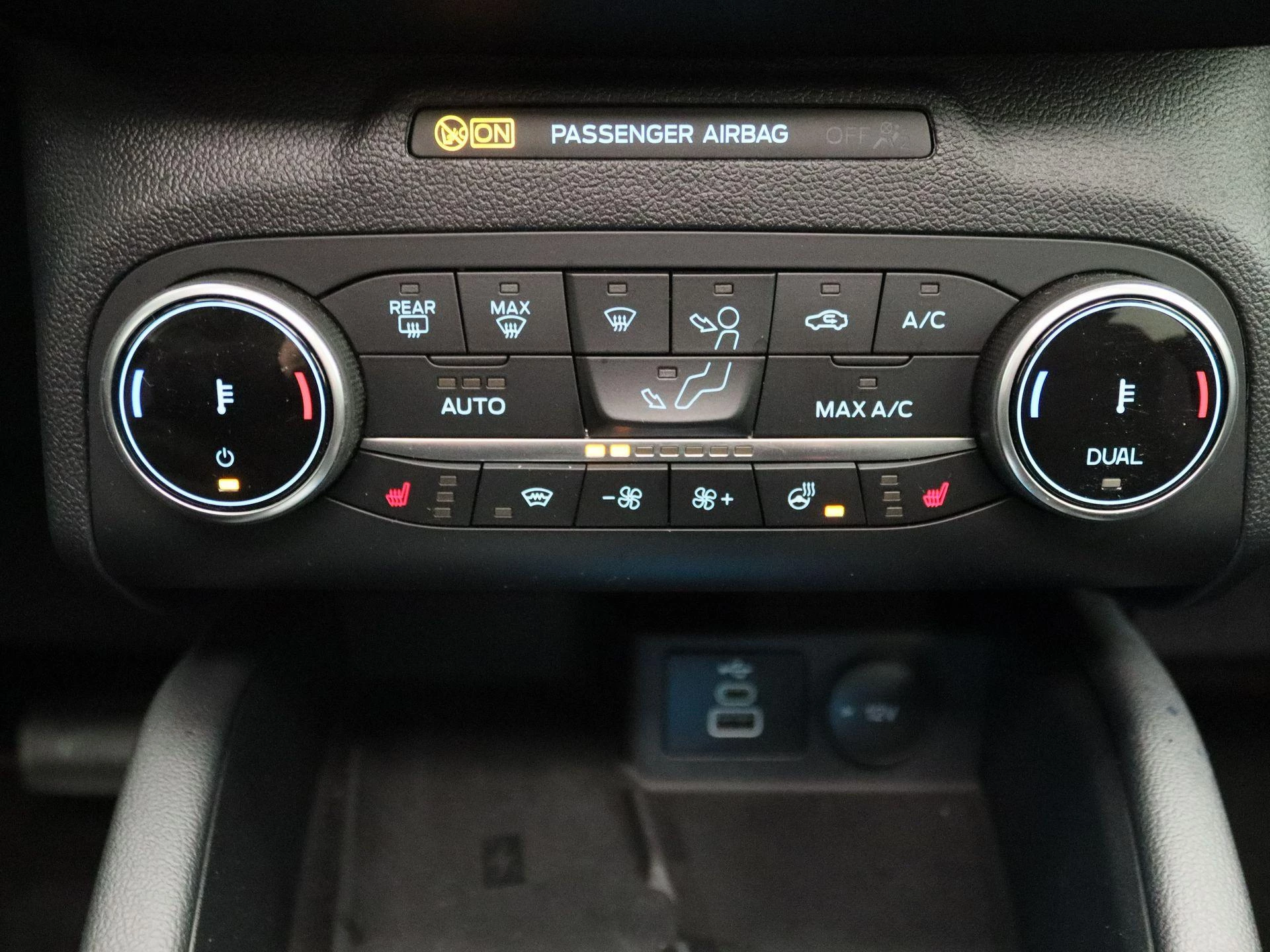 Ford-Kuga-image-10